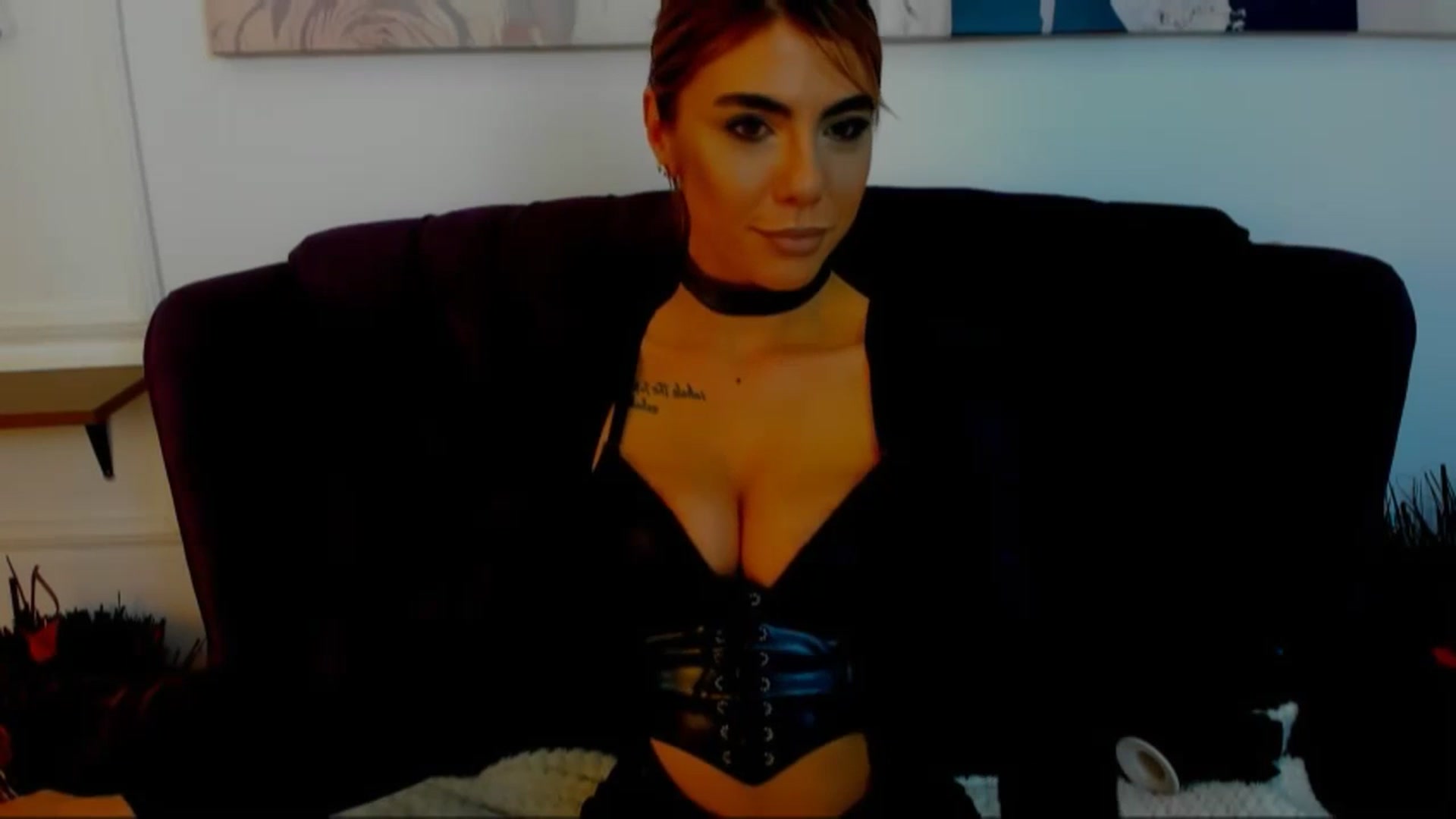 Gallery image thumbnail from GoddesFreya's myfreecams stream on, 04/29/2024, 17:04 image 17 of 20