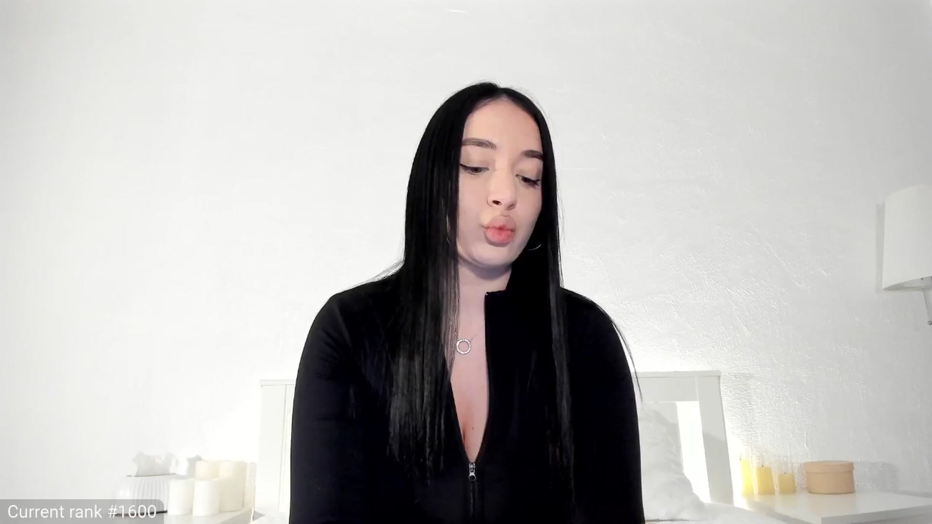 Gallery image thumbnail from GoddesKelly's myfreecams stream on, 05/19/2025, 15:50 image 4 of 20