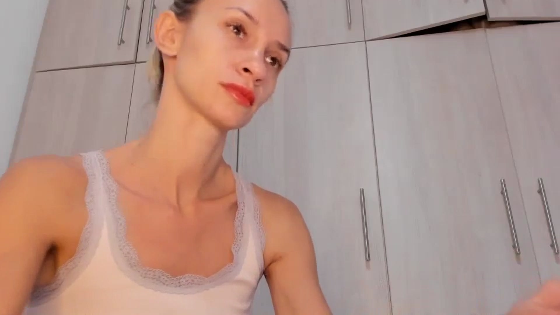 Gallery image thumbnail from GoddesSophie's myfreecams stream on, 10/29/2024, 10:19 image 4 of 20