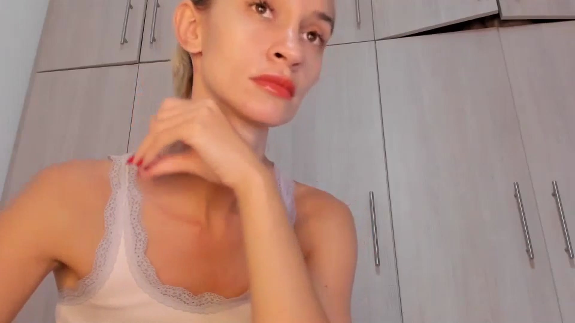 Gallery image thumbnail from GoddesSophie's myfreecams stream on, 10/29/2024, 10:19 image 3 of 20