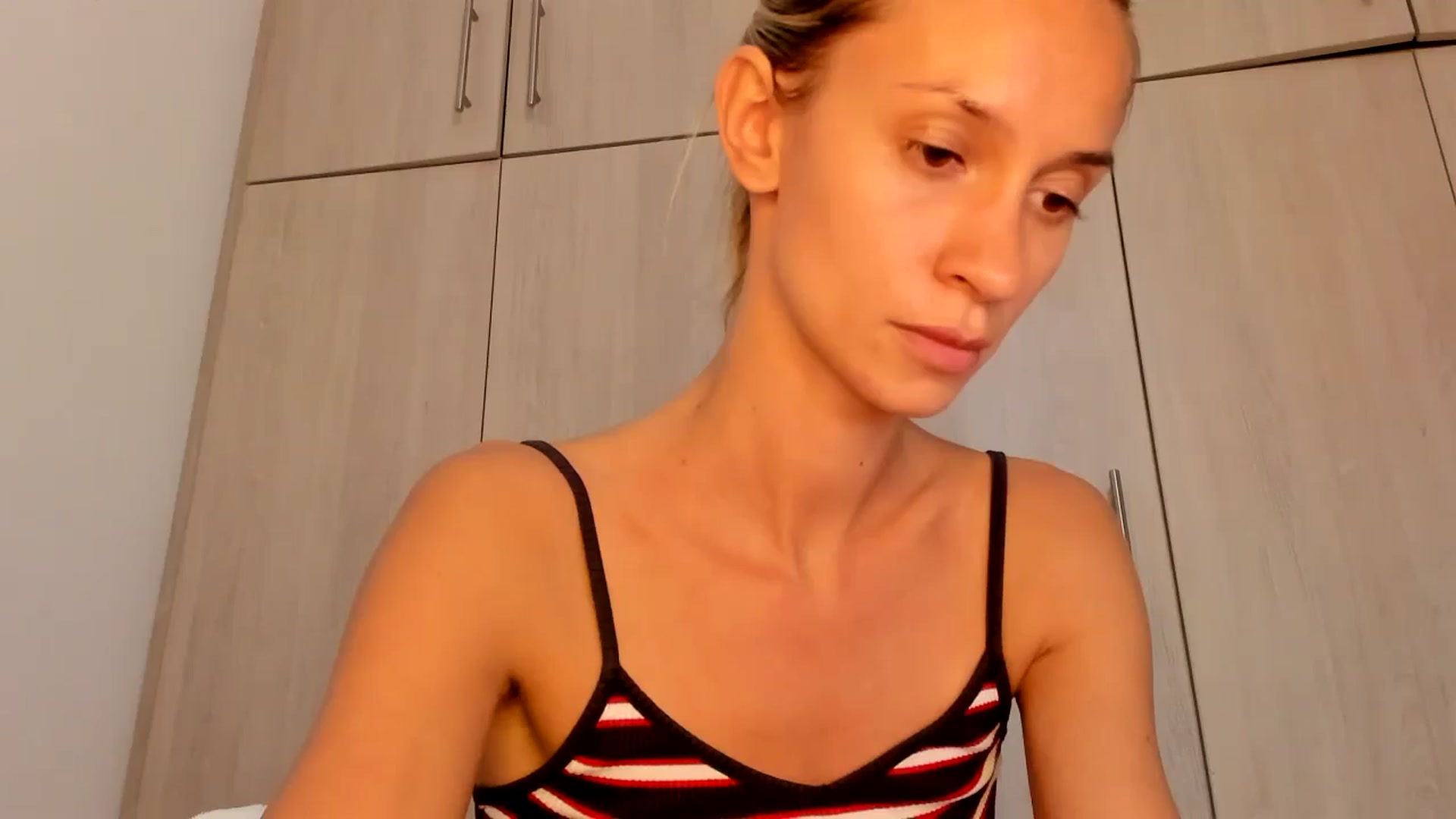 Gallery image thumbnail from GoddesSophie's myfreecams stream on, 10/30/2024, 12:39 image 15 of 20