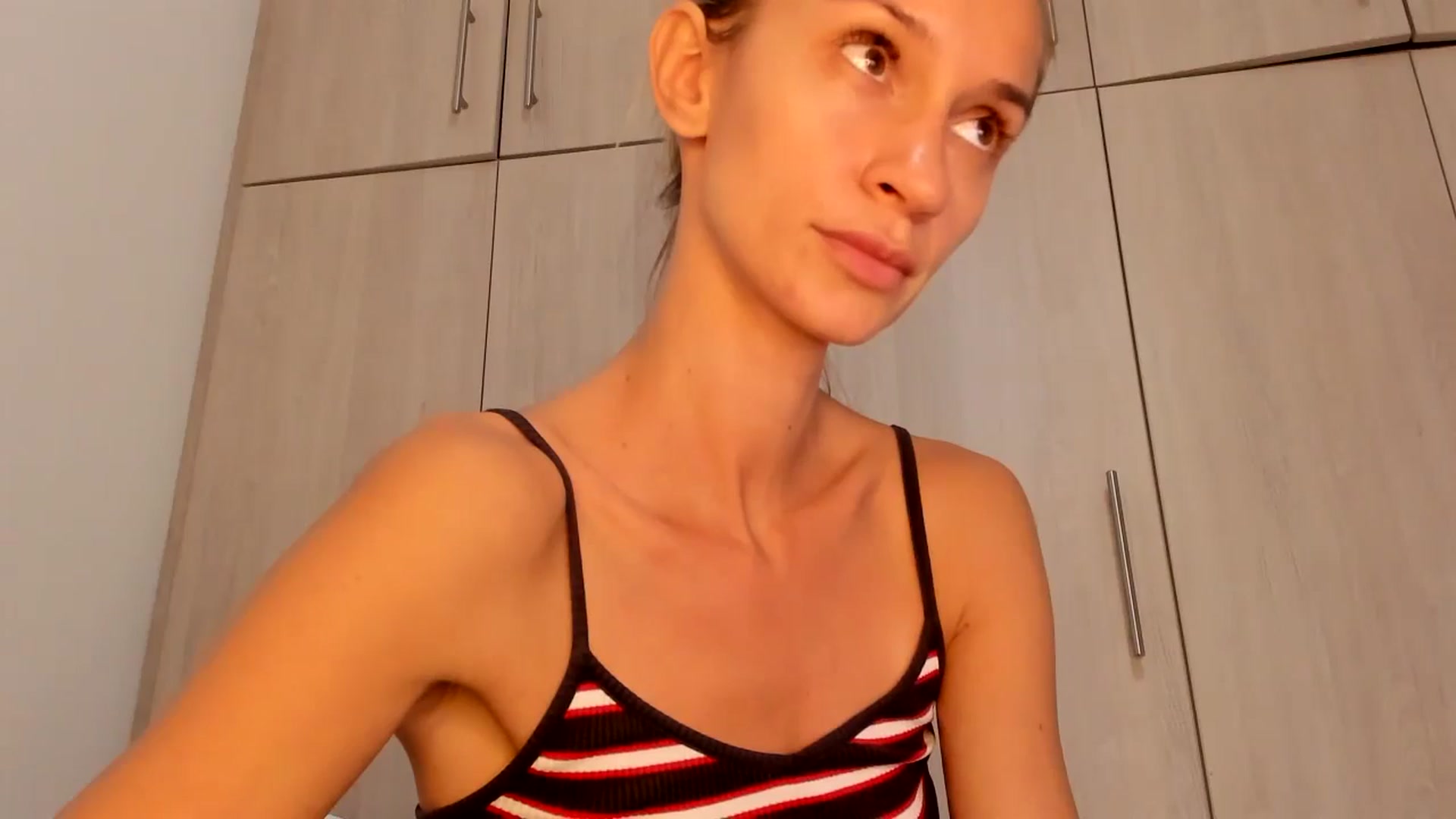 Gallery image thumbnail from GoddesSophie's myfreecams stream on, 10/30/2024, 12:39 image 5 of 20