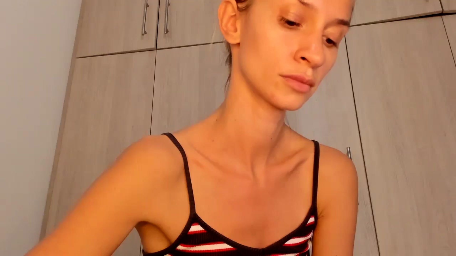 Gallery image thumbnail from GoddesSophie's myfreecams stream on, 10/30/2024, 12:39 image 8 of 20