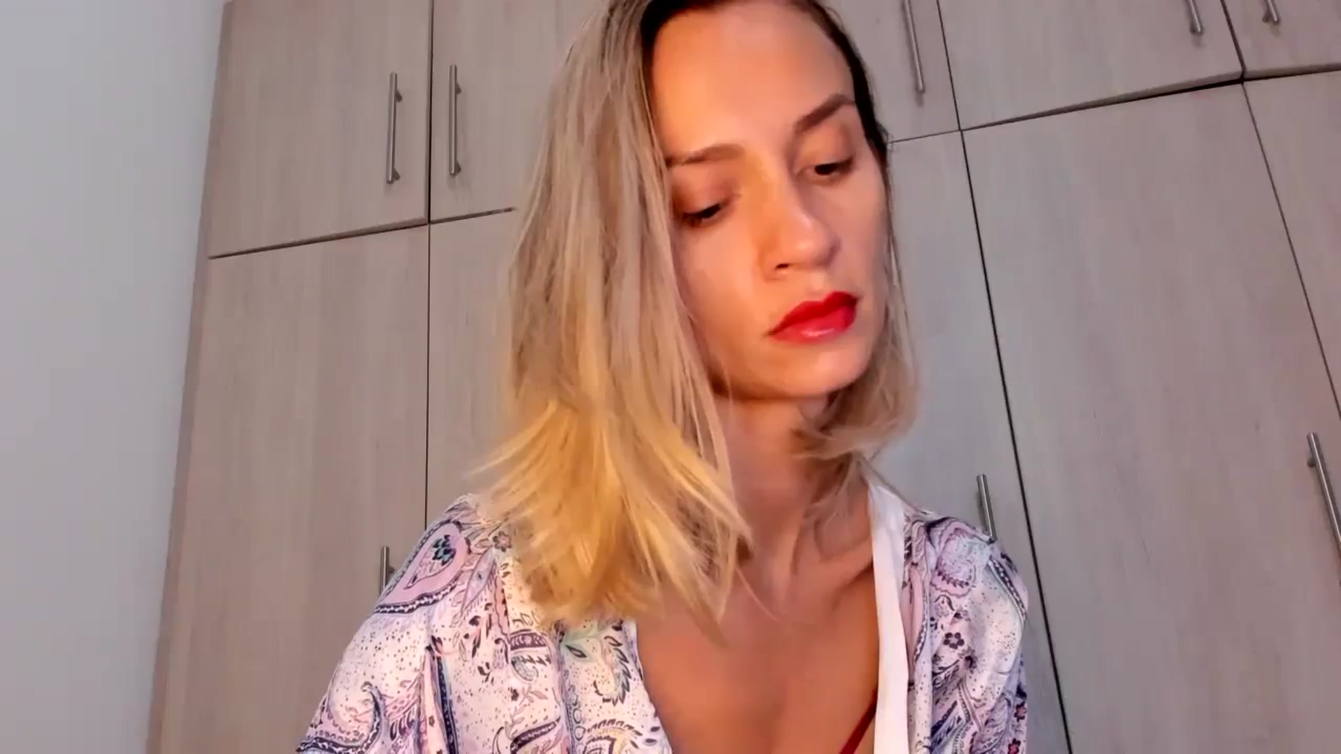 Gallery image thumbnail from GoddesSophie's myfreecams stream on, 11/06/2024, 19:12 image 20 of 20
