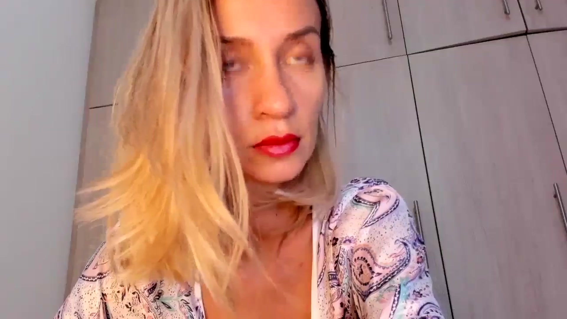 Gallery image thumbnail from GoddesSophie's myfreecams stream on, 11/06/2024, 19:12 image 16 of 20