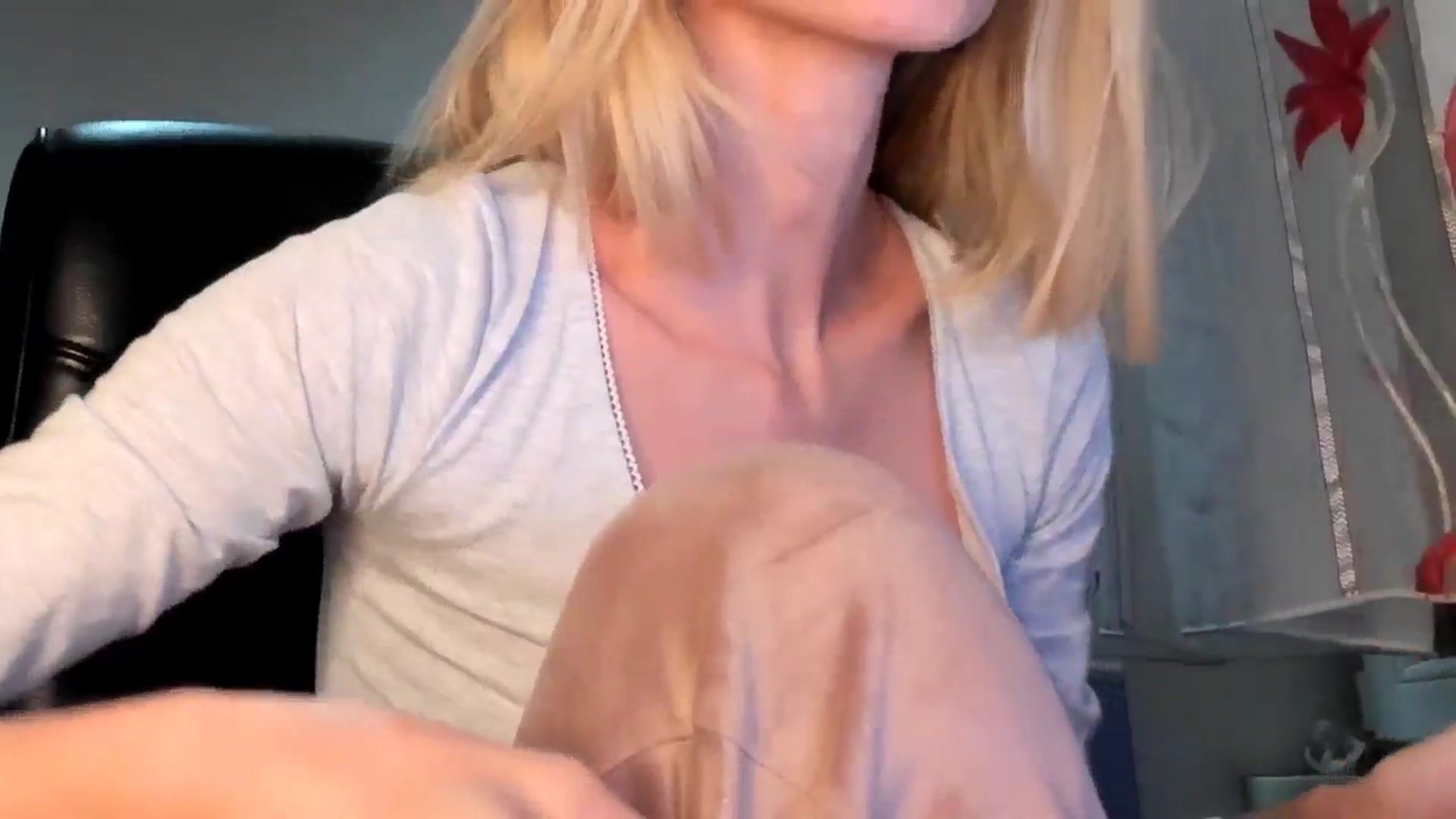 Gallery image thumbnail from GoddesSophie's myfreecams stream on, 03/15/2025, 21:38 image 5 of 20