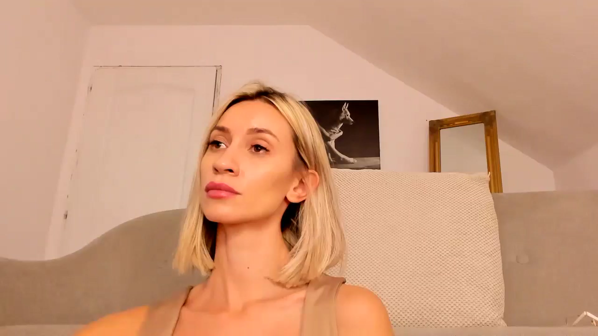 Gallery image thumbnail from GoddesSophie's myfreecams stream on, 11/02/2025, 16:39 image 13 of 20