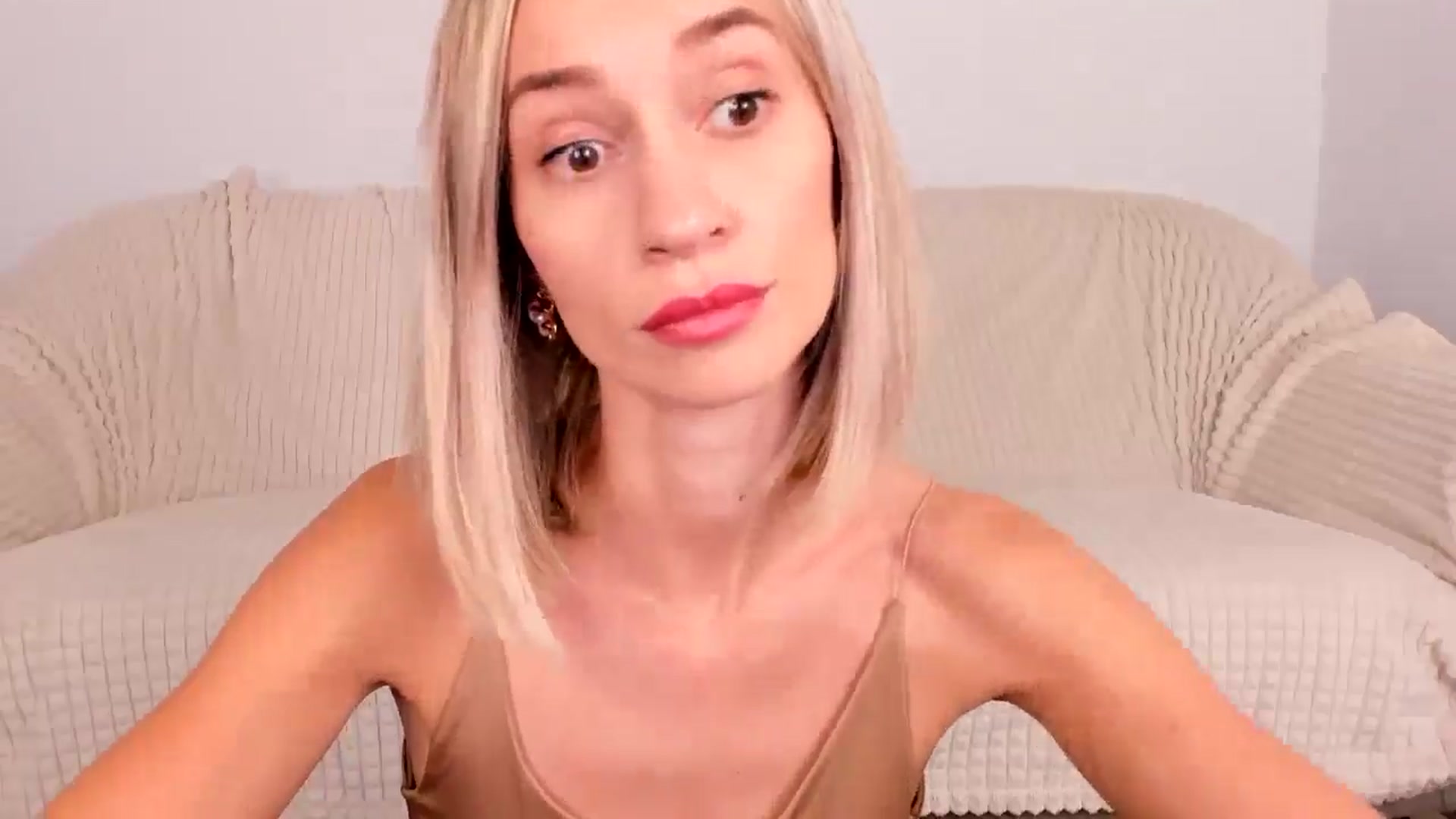 Gallery image thumbnail from GoddesSophie's myfreecams stream on, 11/11/2025, 16:15 image 4 of 20