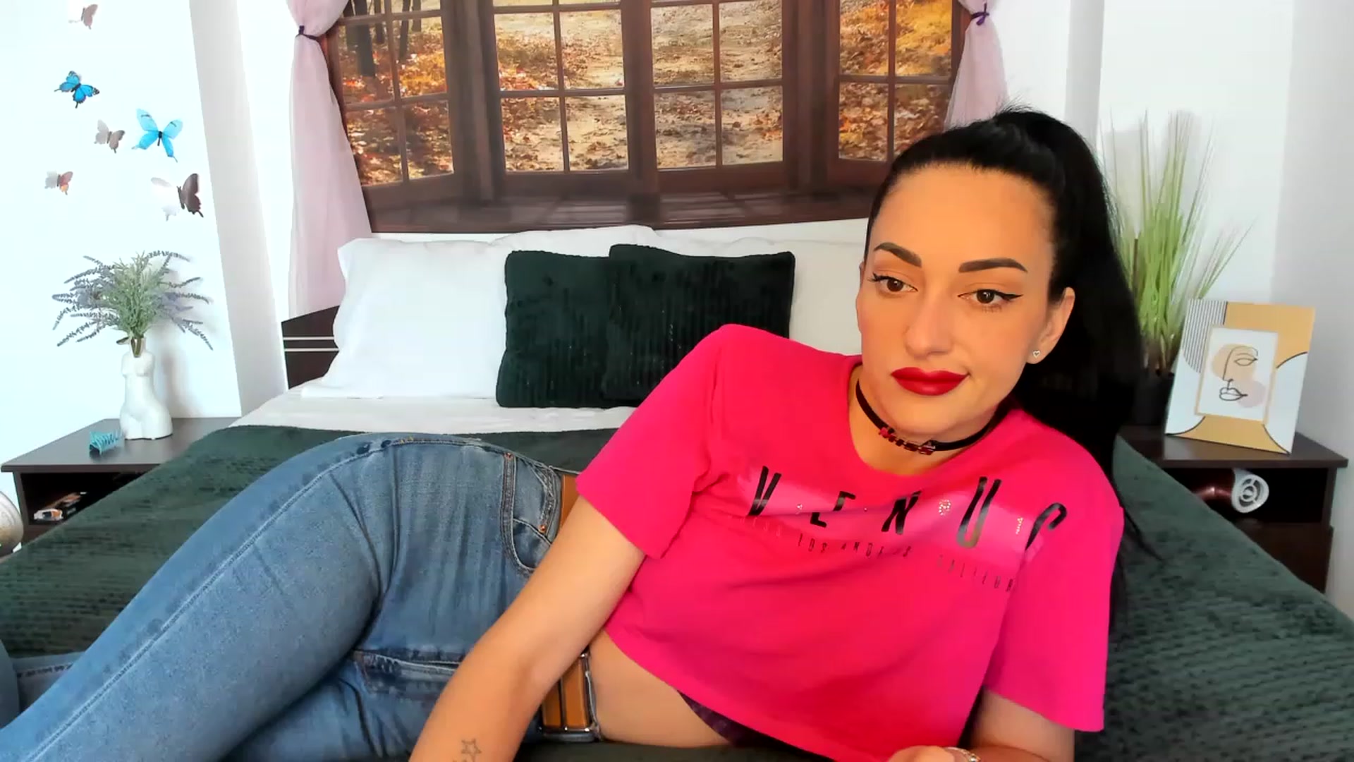 Gallery image thumbnail from GoddesSophy's myfreecams stream on, 05/23/2023, 08:12 image 13 of 20