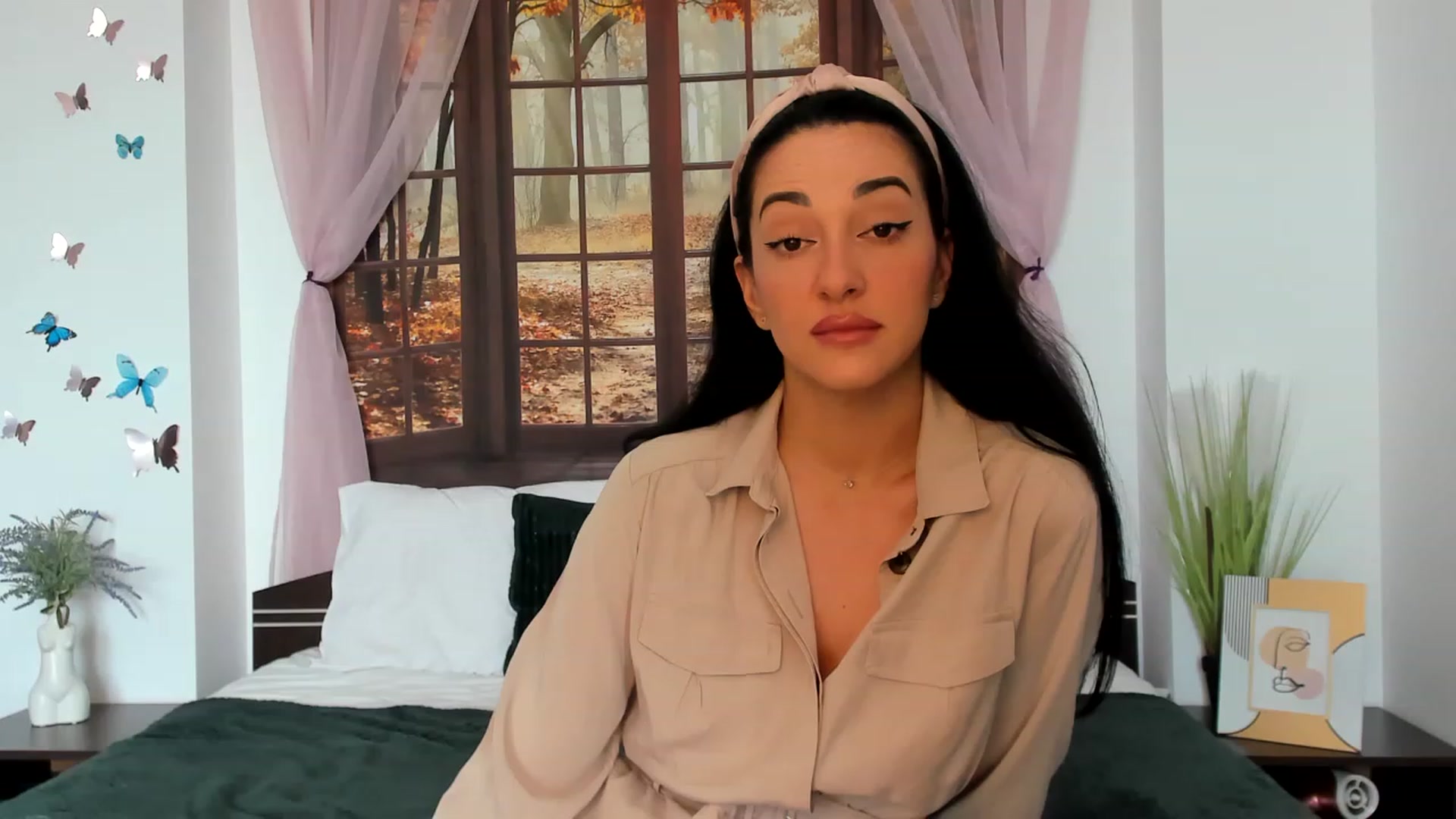 Gallery image thumbnail from GoddesSophy's myfreecams stream on, 05/27/2023, 09:09 image 5 of 20