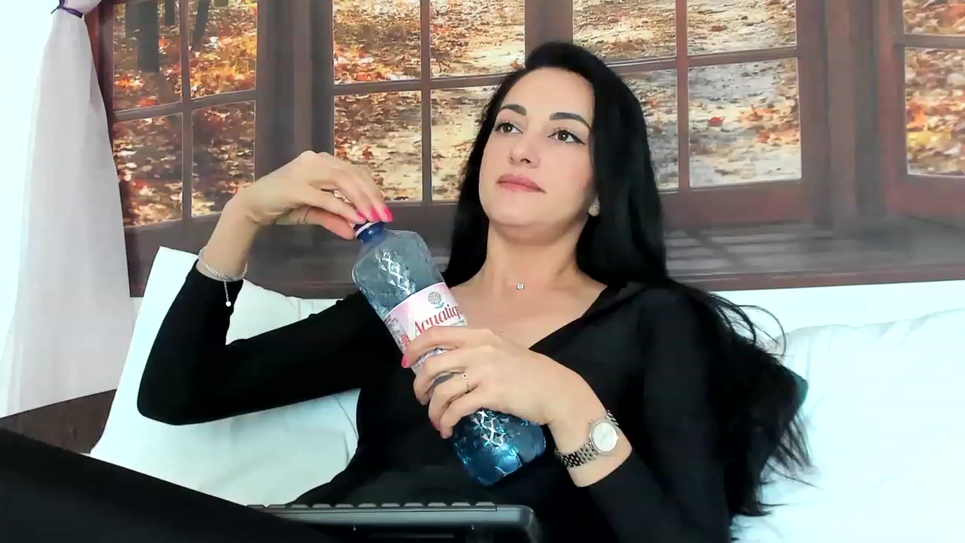 Gallery image thumbnail from GoddesSophy's myfreecams stream on, 06/17/2023, 08:53 image 1 of 20
