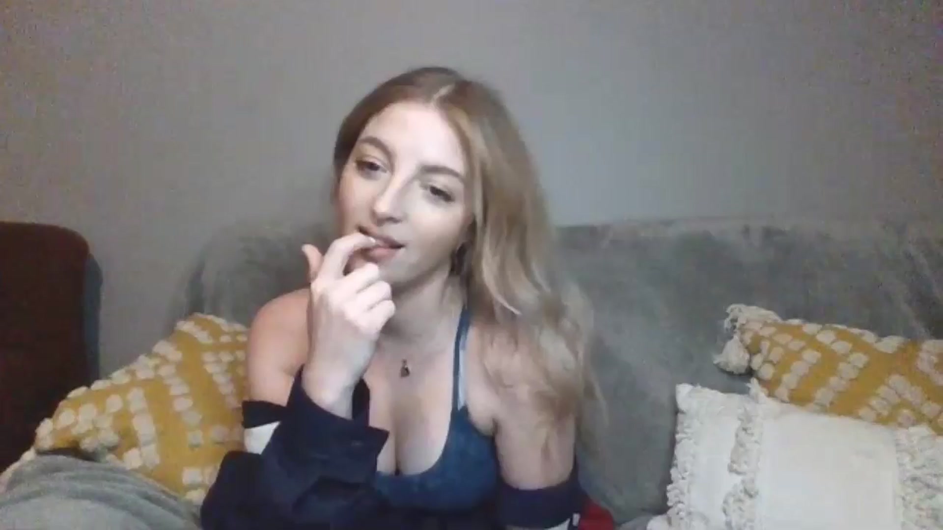 Gallery image thumbnail from GoddessAbbyJo's myfreecams stream on, 04/26/2024, 10:26 image 11 of 20