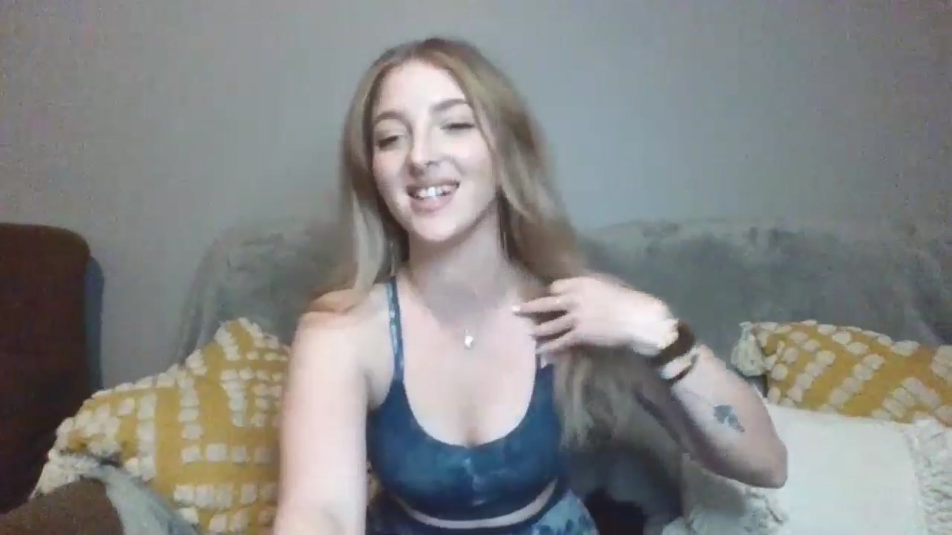 Gallery image thumbnail from GoddessAbbyJo's myfreecams stream on, 04/26/2024, 10:58 image 16 of 20