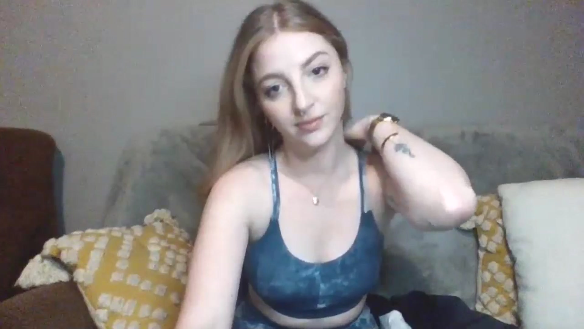 Gallery image thumbnail from GoddessAbbyJo's myfreecams stream on, 04/26/2024, 13:12 image 7 of 20