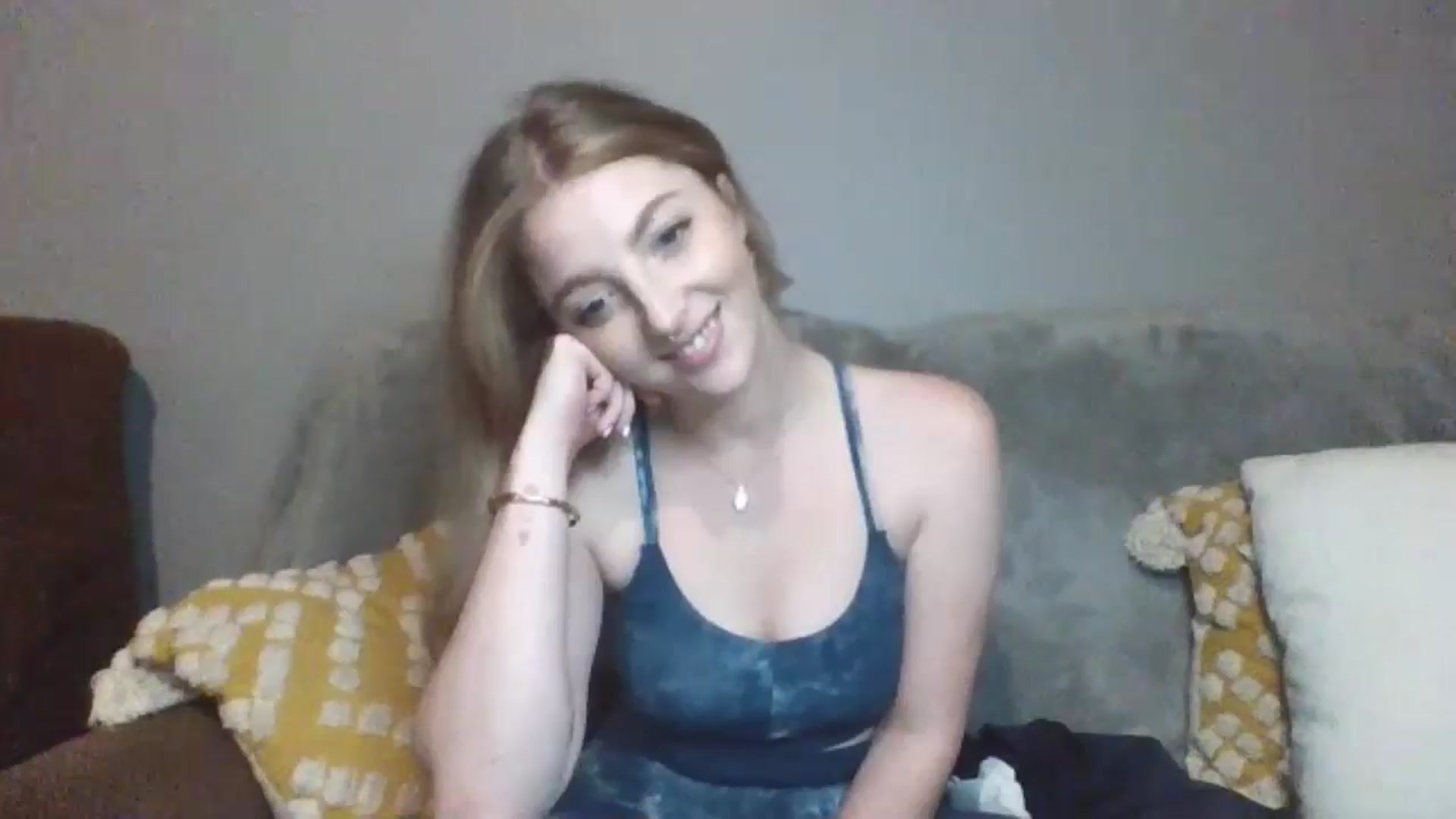 Gallery image thumbnail from GoddessAbbyJo's myfreecams stream on, 04/26/2024, 13:12 image 13 of 20