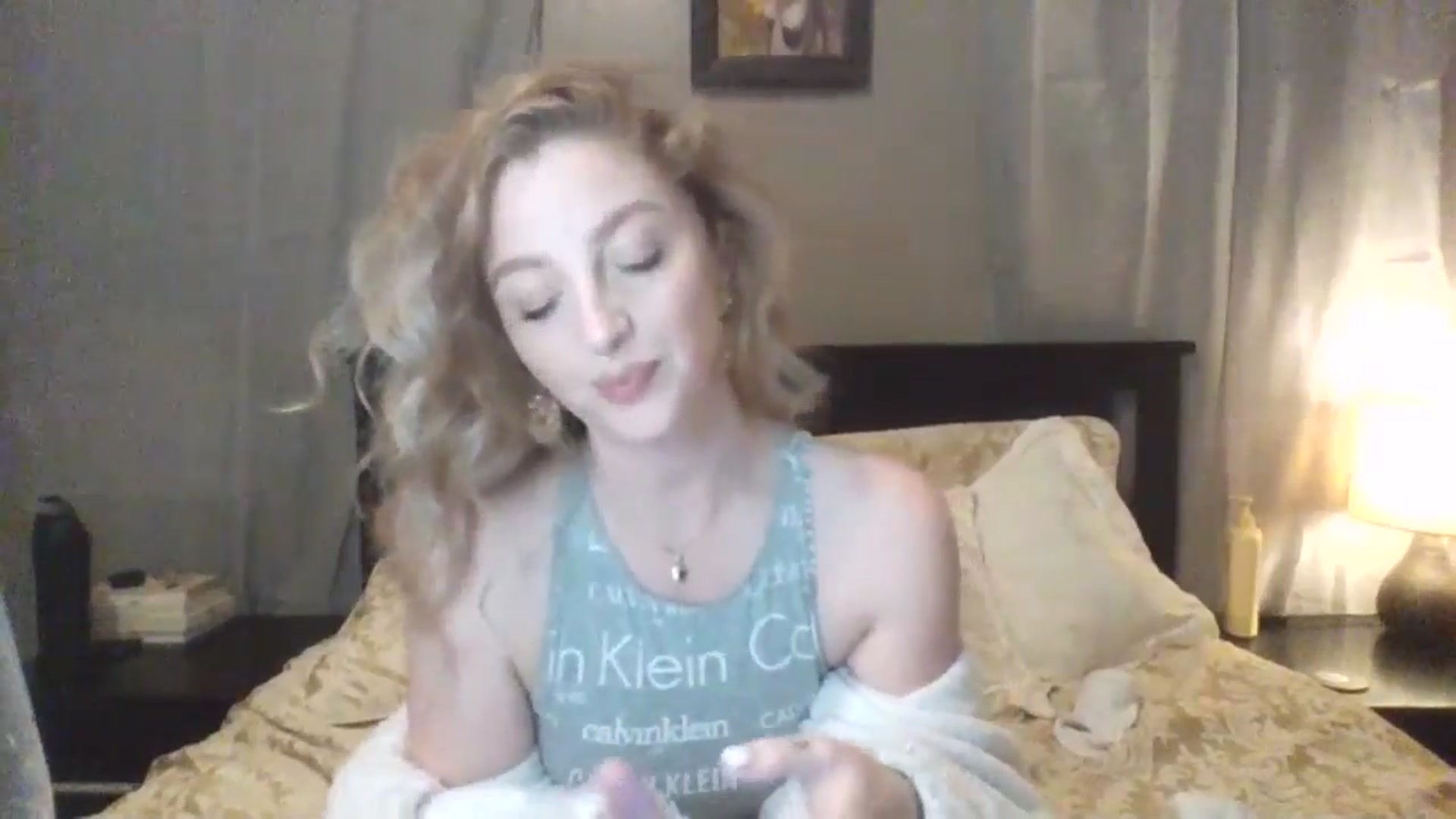 Gallery image thumbnail from GoddessAbbyJo's myfreecams stream on, 04/27/2024, 11:38 image 6 of 20