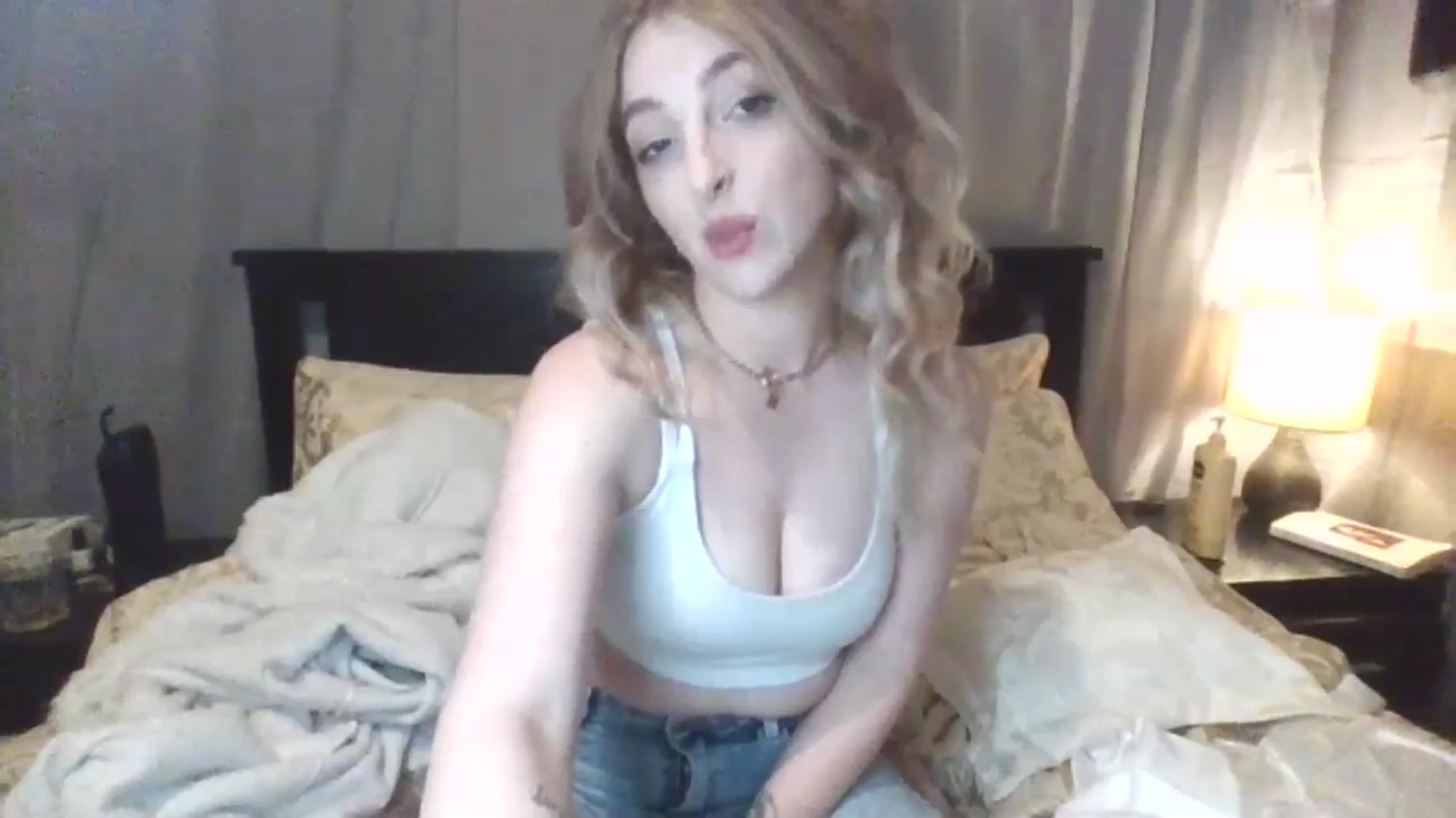 Gallery image thumbnail from GoddessAbbyJo's myfreecams stream on, 05/02/2024, 13:07 image 7 of 20