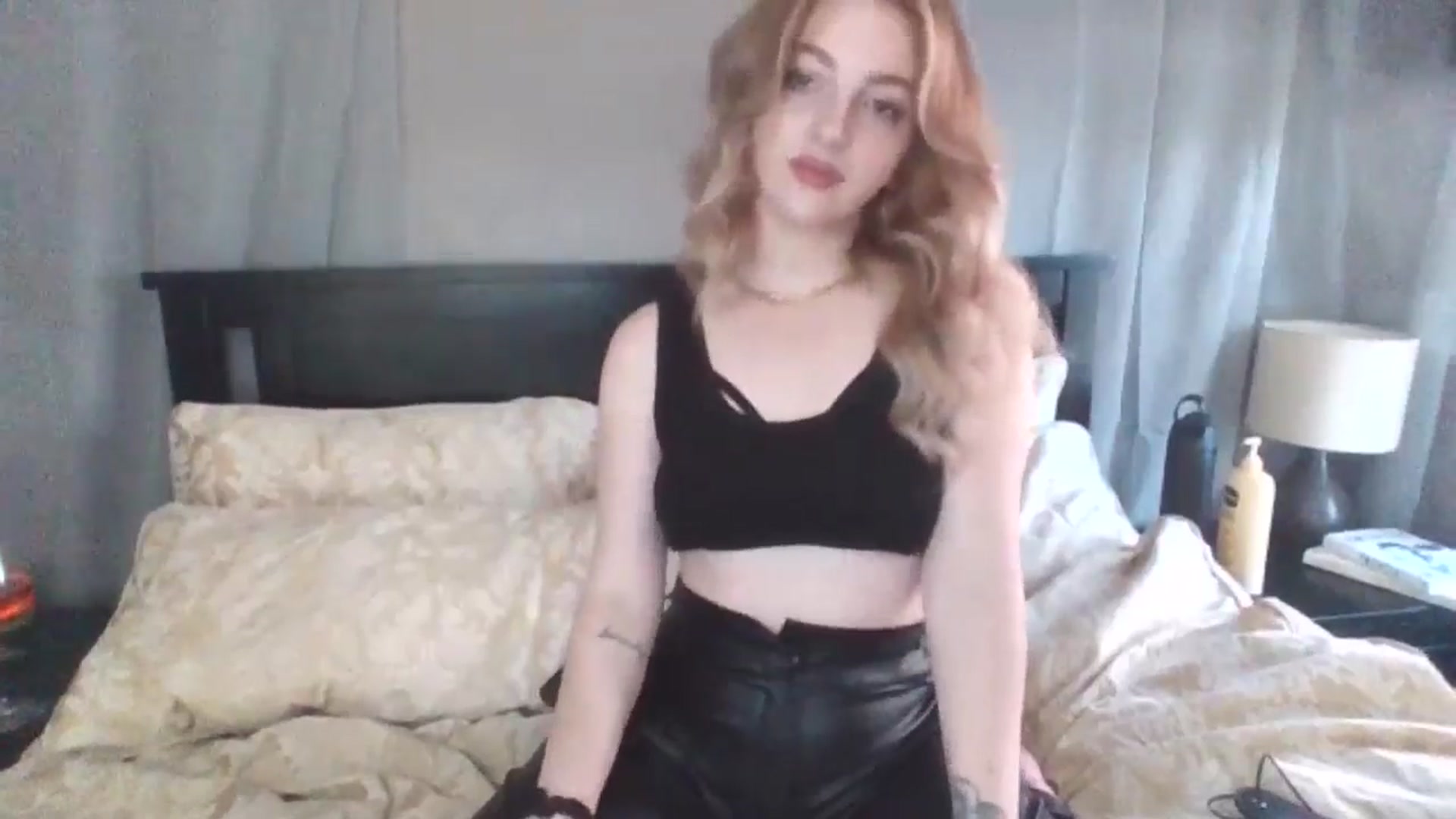 Gallery image thumbnail from GoddessAbbyJo's myfreecams stream on, 05/03/2024, 06:04 image 8 of 20