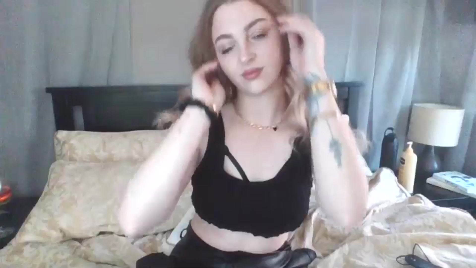 Gallery image thumbnail from GoddessAbbyJo's myfreecams stream on, 05/03/2024, 06:04 image 14 of 20