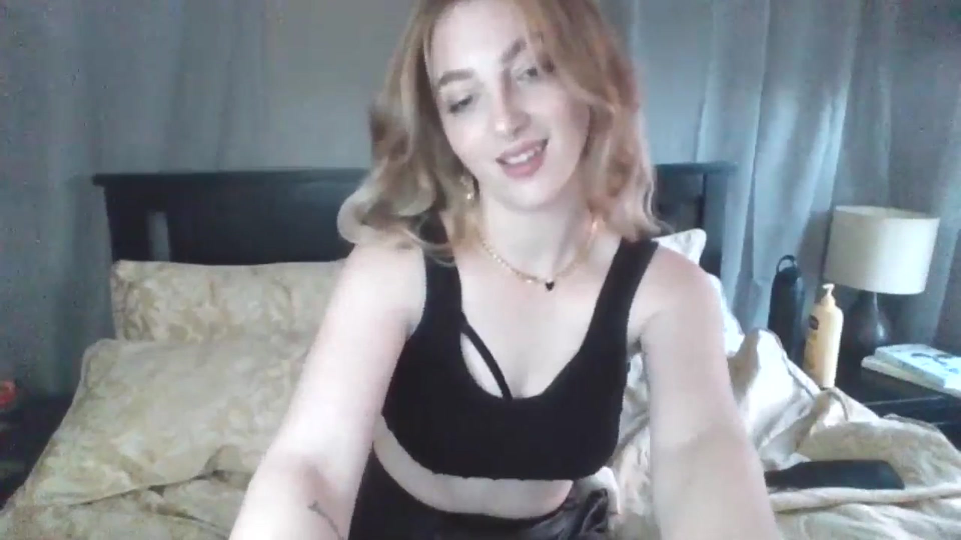 Gallery image thumbnail from GoddessAbbyJo's myfreecams stream on, 05/03/2024, 06:42 image 8 of 20