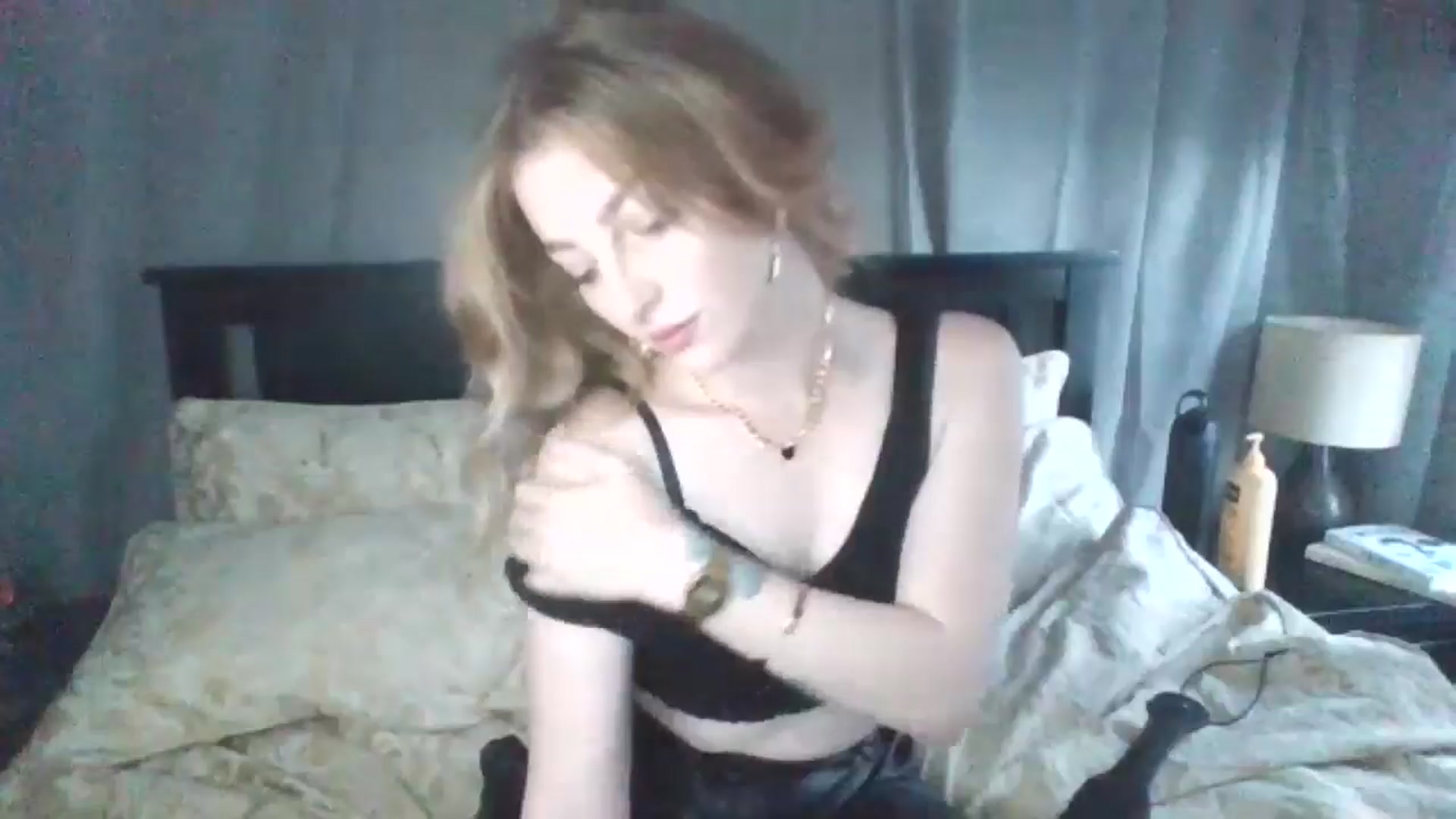 Gallery image thumbnail from GoddessAbbyJo's myfreecams stream on, 05/03/2024, 06:42 image 19 of 20