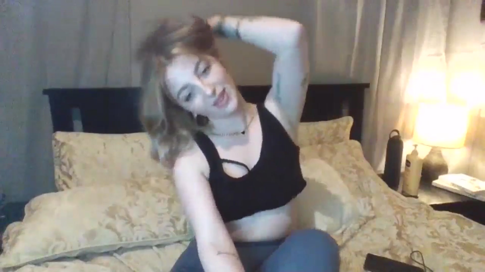 Gallery image thumbnail from GoddessAbbyJo's myfreecams stream on, 05/03/2024, 08:29 image 13 of 20