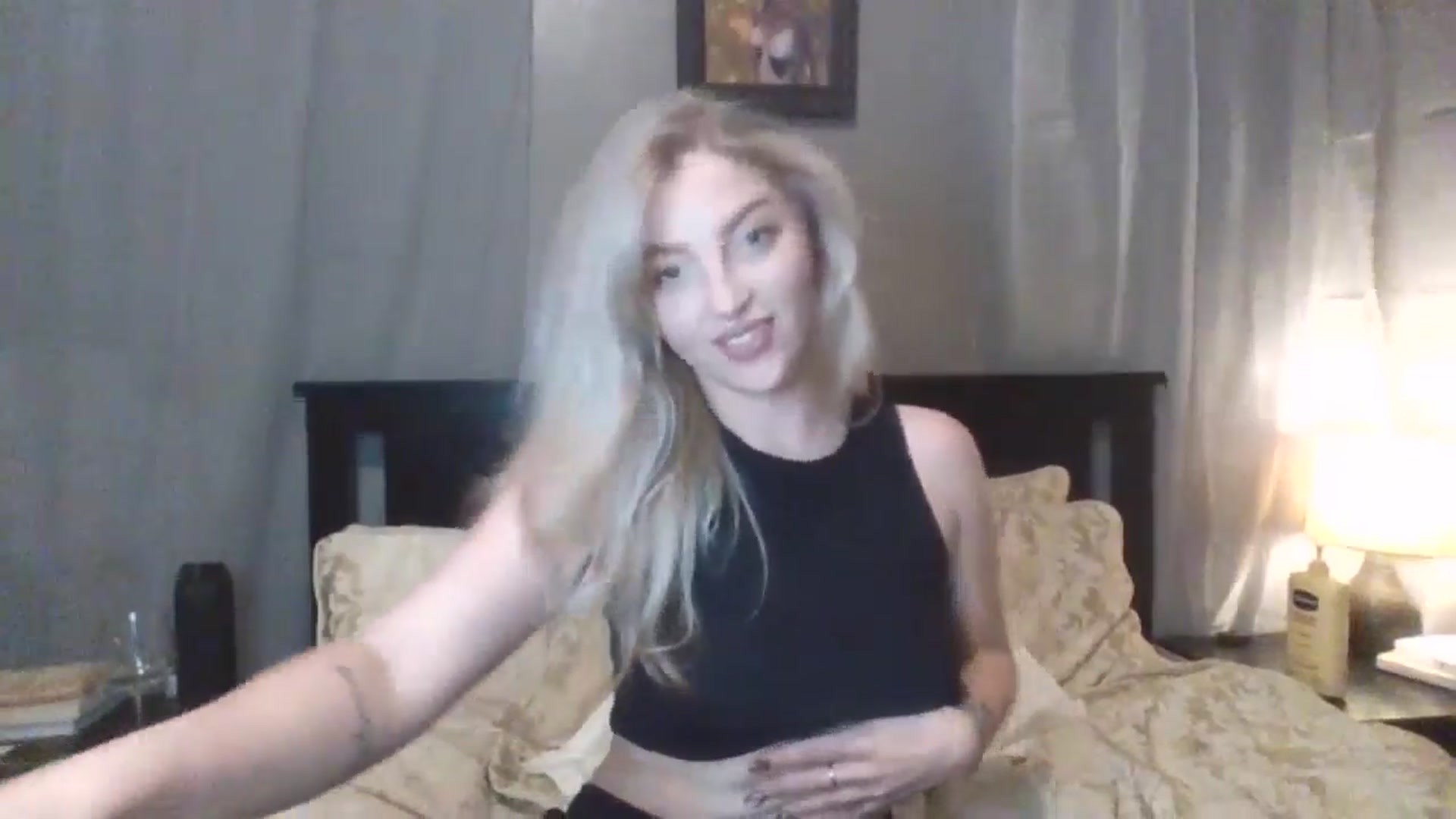 Gallery image thumbnail from GoddessAbbyJo's myfreecams stream on, 05/15/2024, 08:16 image 11 of 20