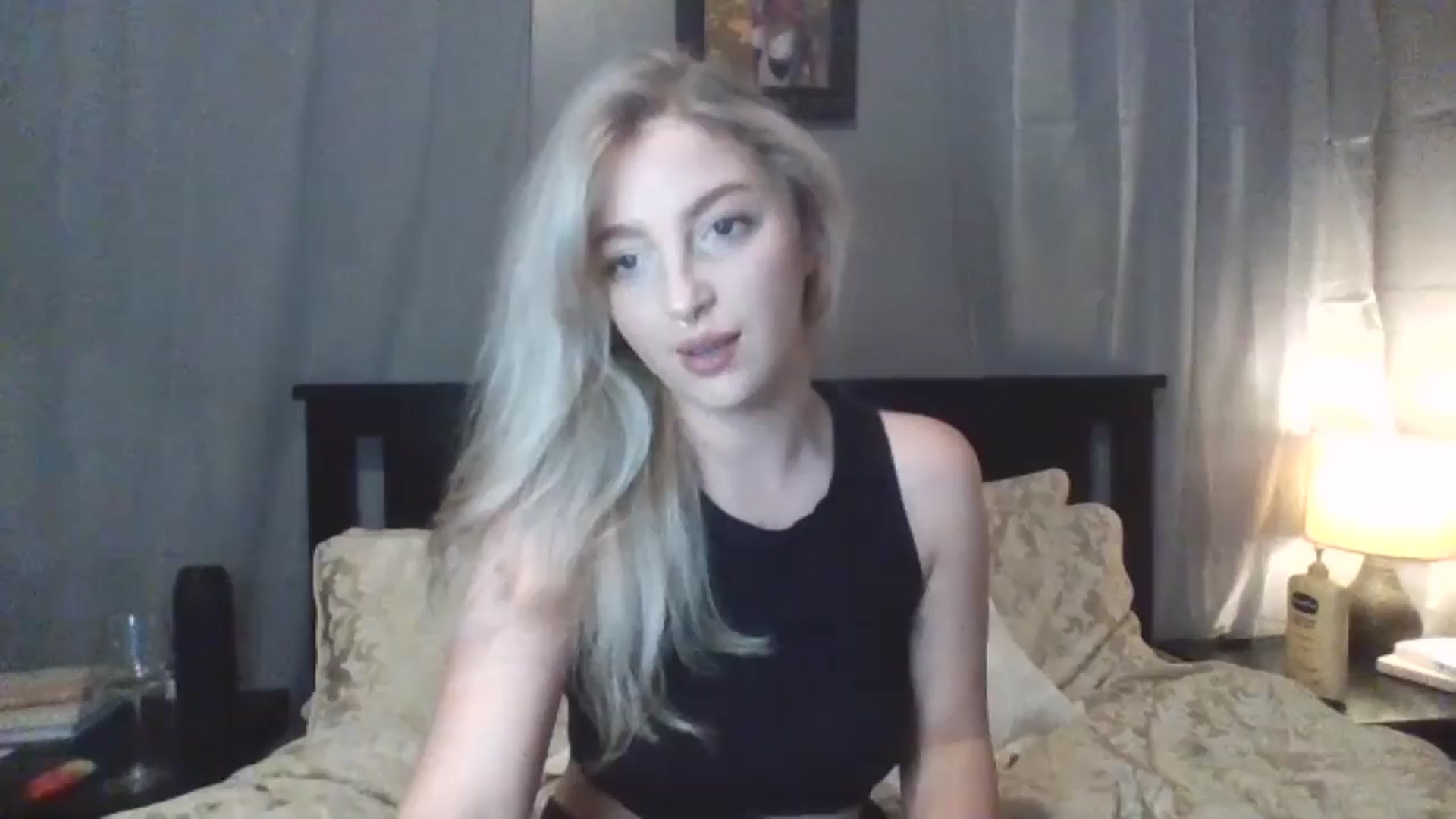 Gallery image thumbnail from GoddessAbbyJo's myfreecams stream on, 05/15/2024, 08:16 image 6 of 20
