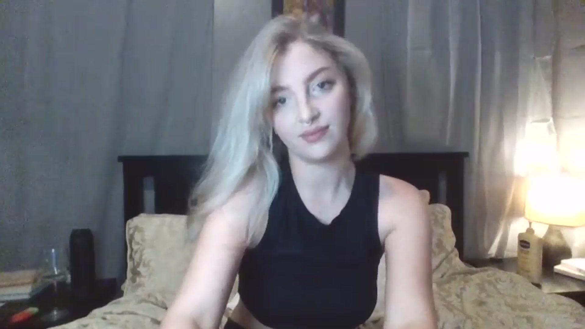 Gallery image thumbnail from GoddessAbbyJo's myfreecams stream on, 05/15/2024, 08:16 image 3 of 20