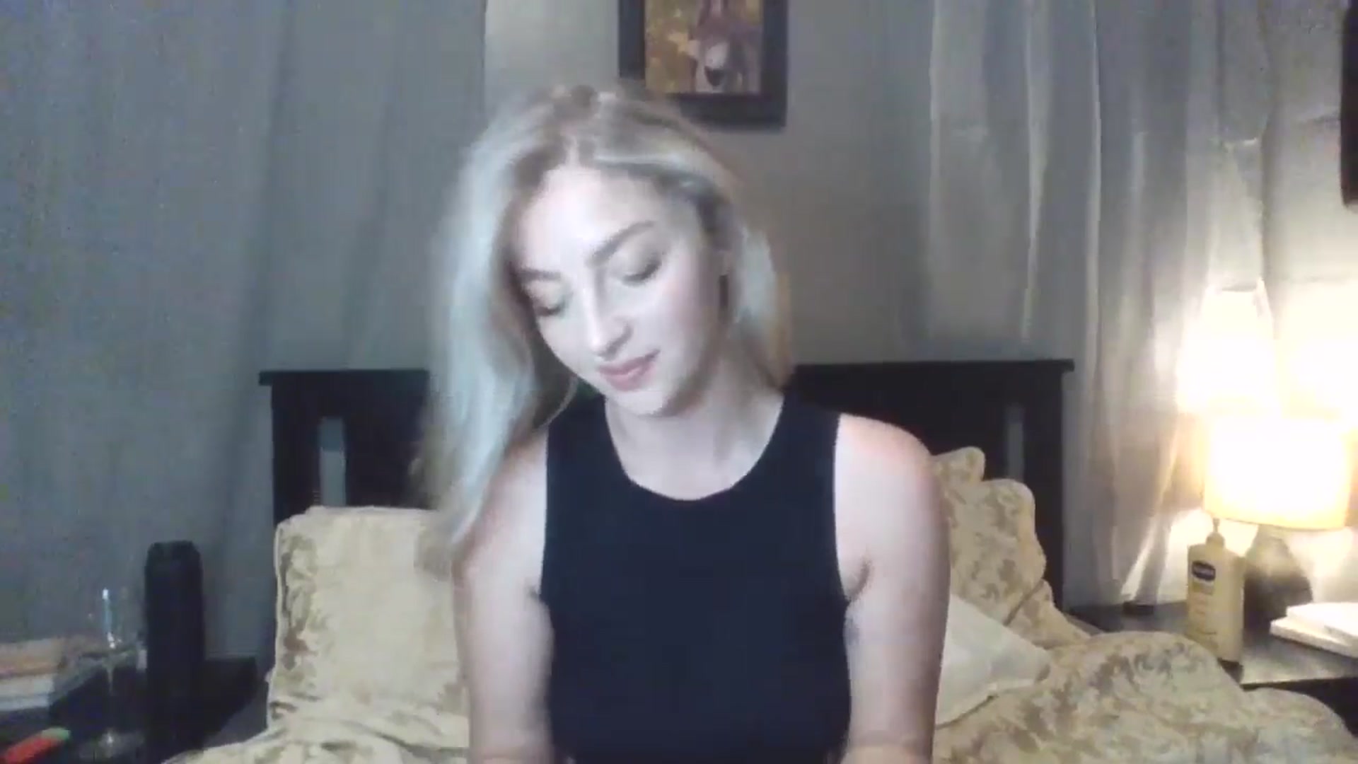 Gallery image thumbnail from GoddessAbbyJo's myfreecams stream on, 05/15/2024, 08:55 image 16 of 20