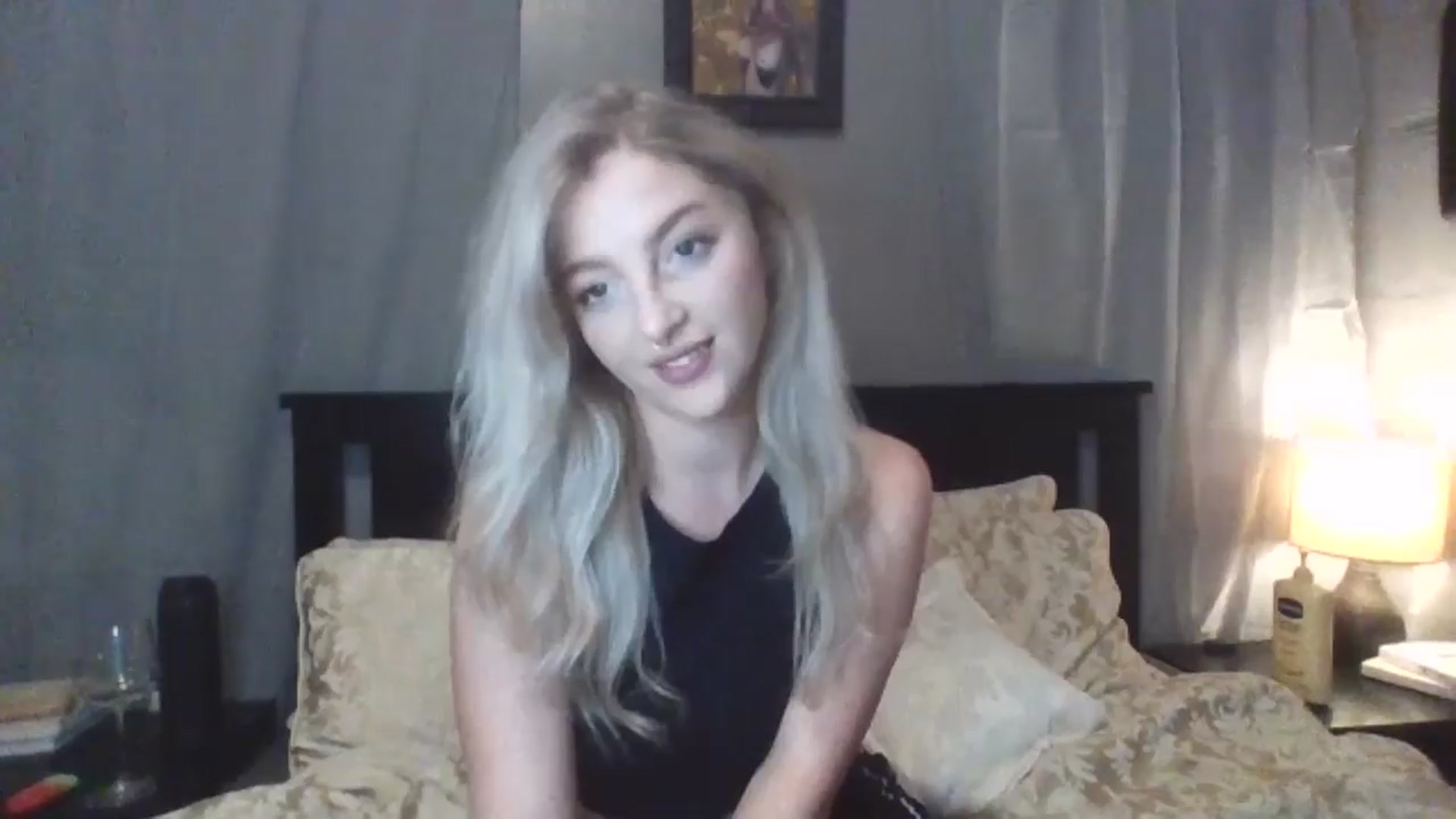 Gallery image thumbnail from GoddessAbbyJo's myfreecams stream on, 05/15/2024, 08:55 image 5 of 20