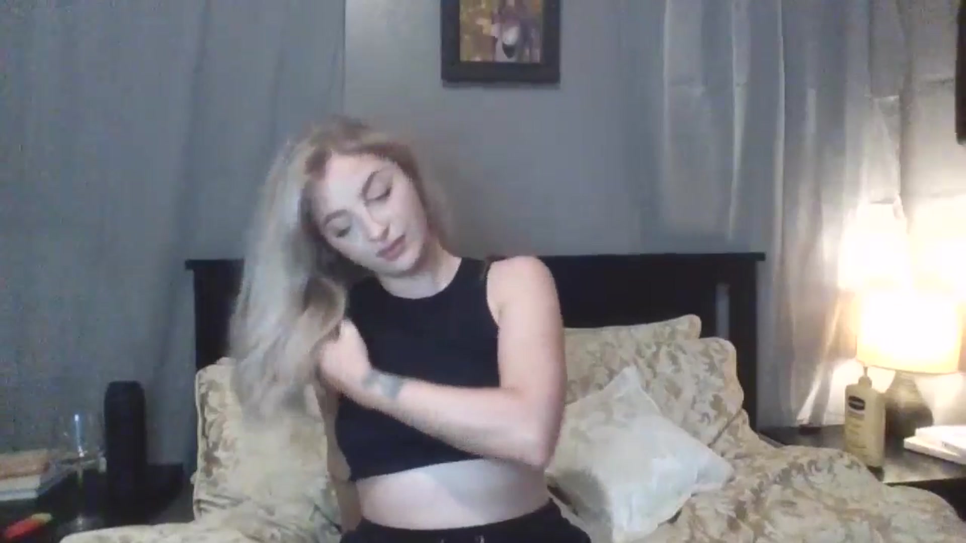 Gallery image thumbnail from GoddessAbbyJo's myfreecams stream on, 05/15/2024, 08:55 image 2 of 20