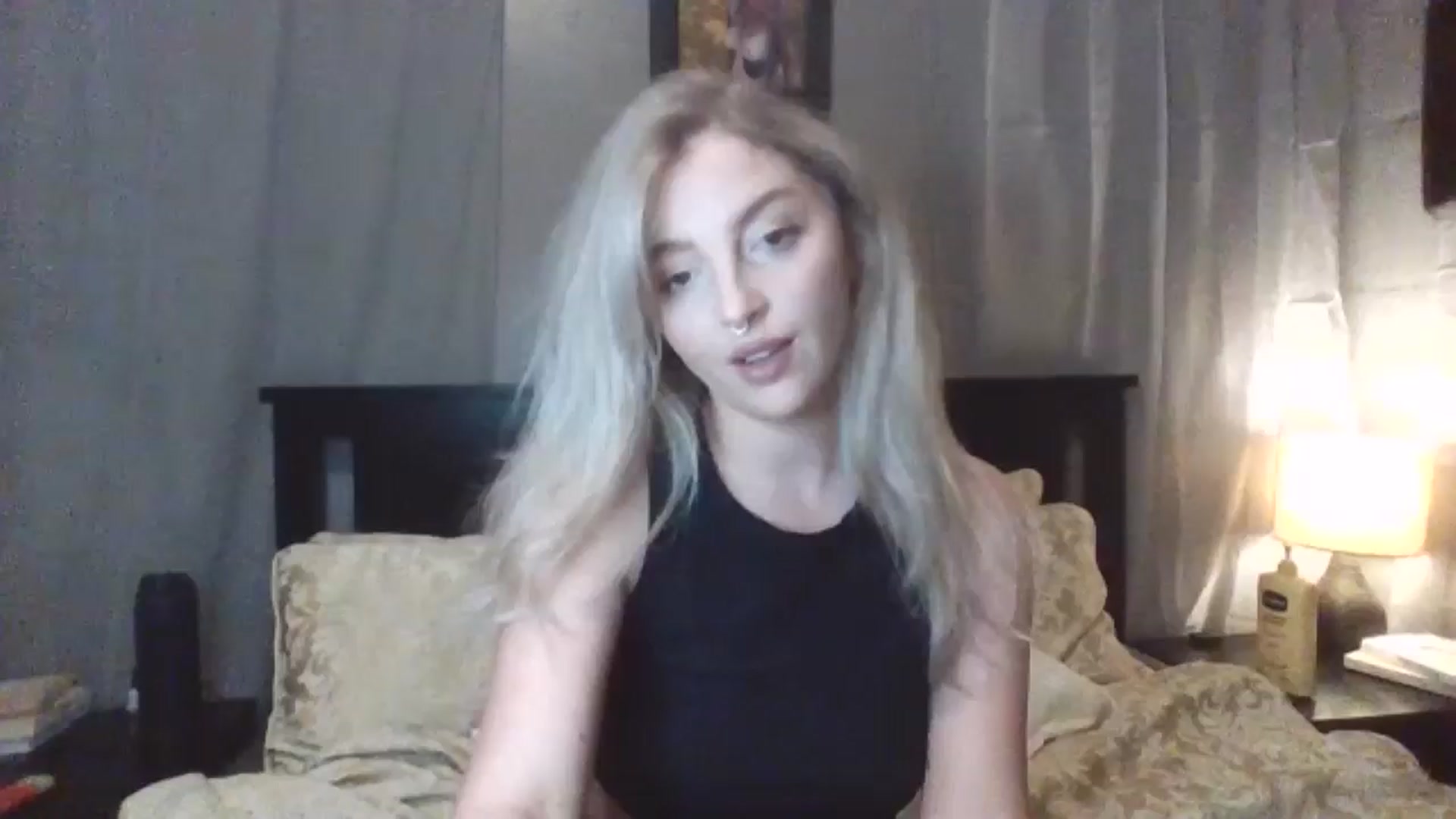 Gallery image thumbnail from GoddessAbbyJo's myfreecams stream on, 05/15/2024, 09:22 image 1 of 20