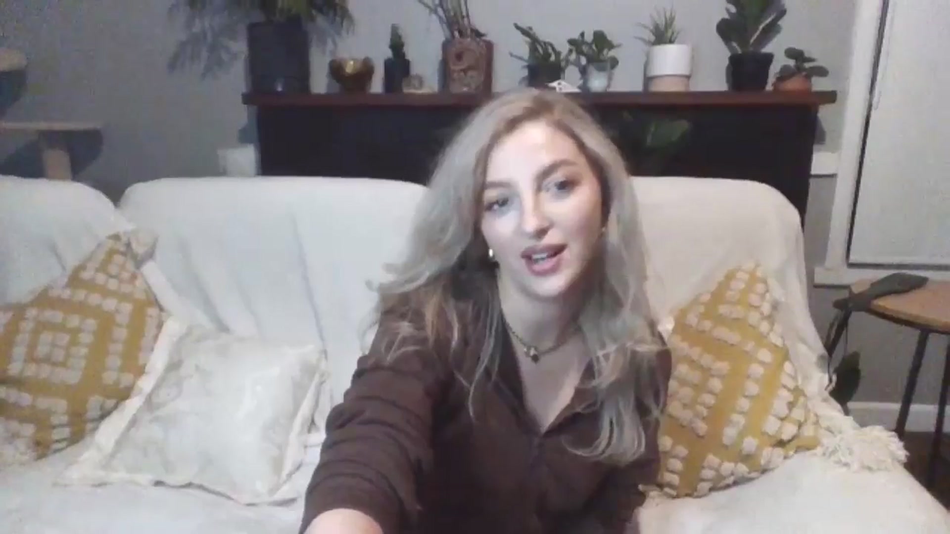 Gallery image thumbnail from GoddessAbbyJo's myfreecams stream on, 05/17/2024, 12:36 image 10 of 20