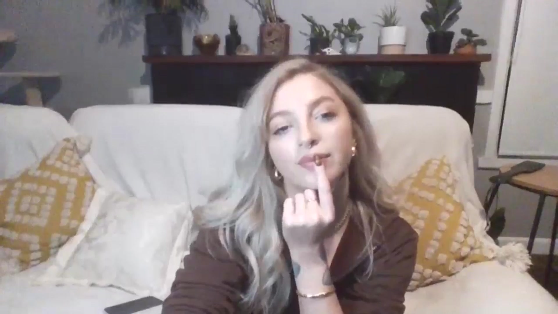 Gallery image thumbnail from GoddessAbbyJo's myfreecams stream on, 05/17/2024, 12:36 image 20 of 20