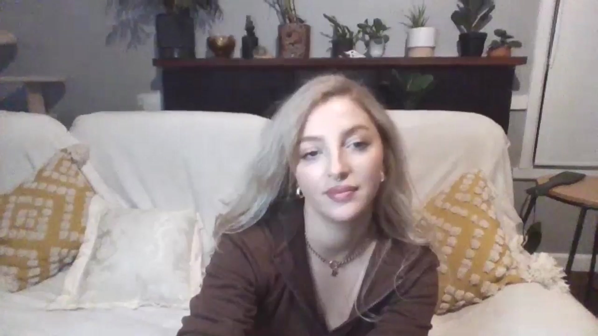 Gallery image thumbnail from GoddessAbbyJo's myfreecams stream on, 05/17/2024, 13:26 image 13 of 20