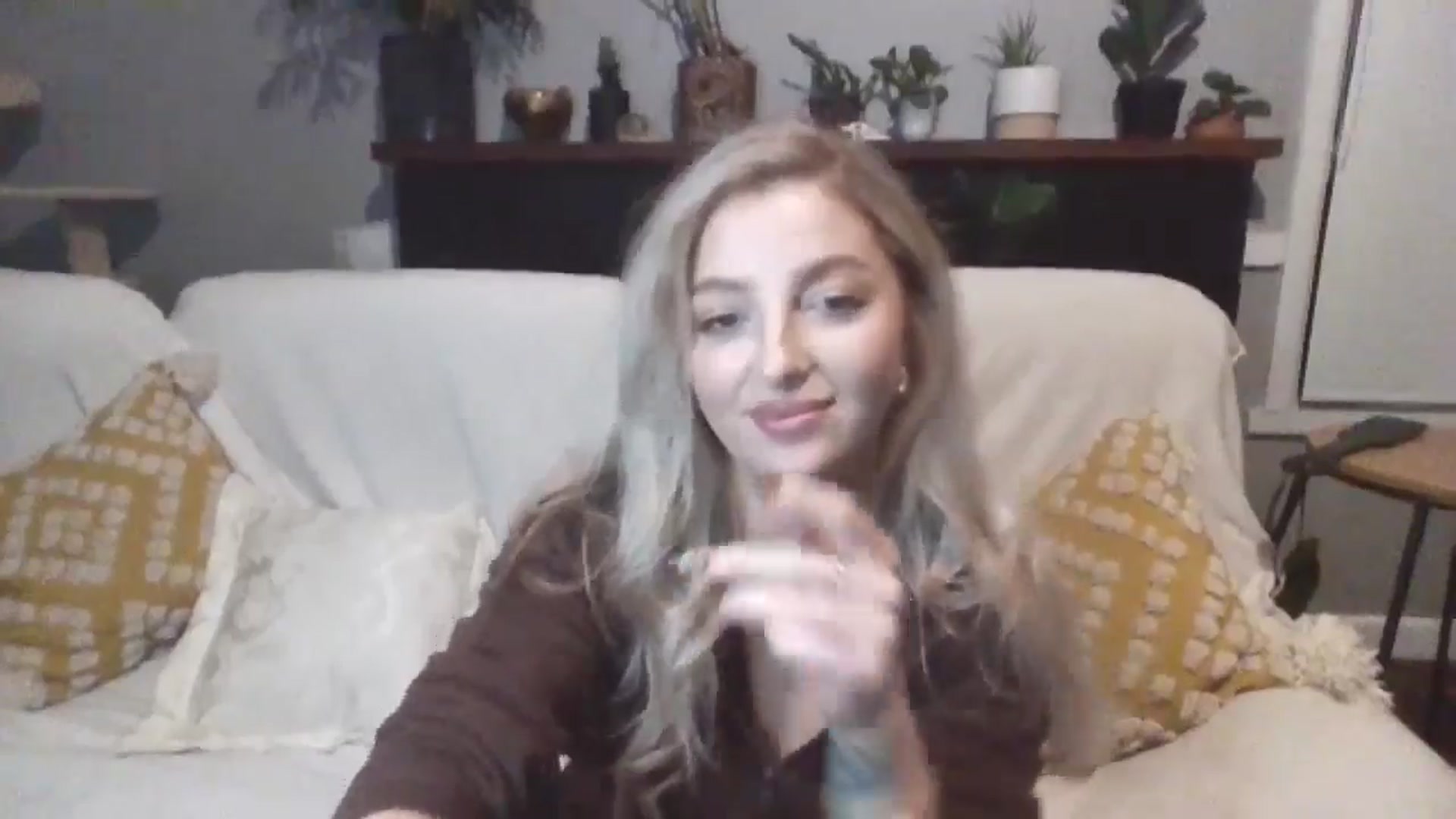 Gallery image thumbnail from GoddessAbbyJo's myfreecams stream on, 05/17/2024, 13:26 image 15 of 20