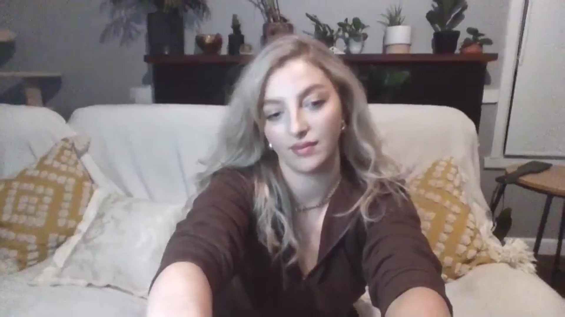 Gallery image thumbnail from GoddessAbbyJo's myfreecams stream on, 05/17/2024, 13:26 image 3 of 20
