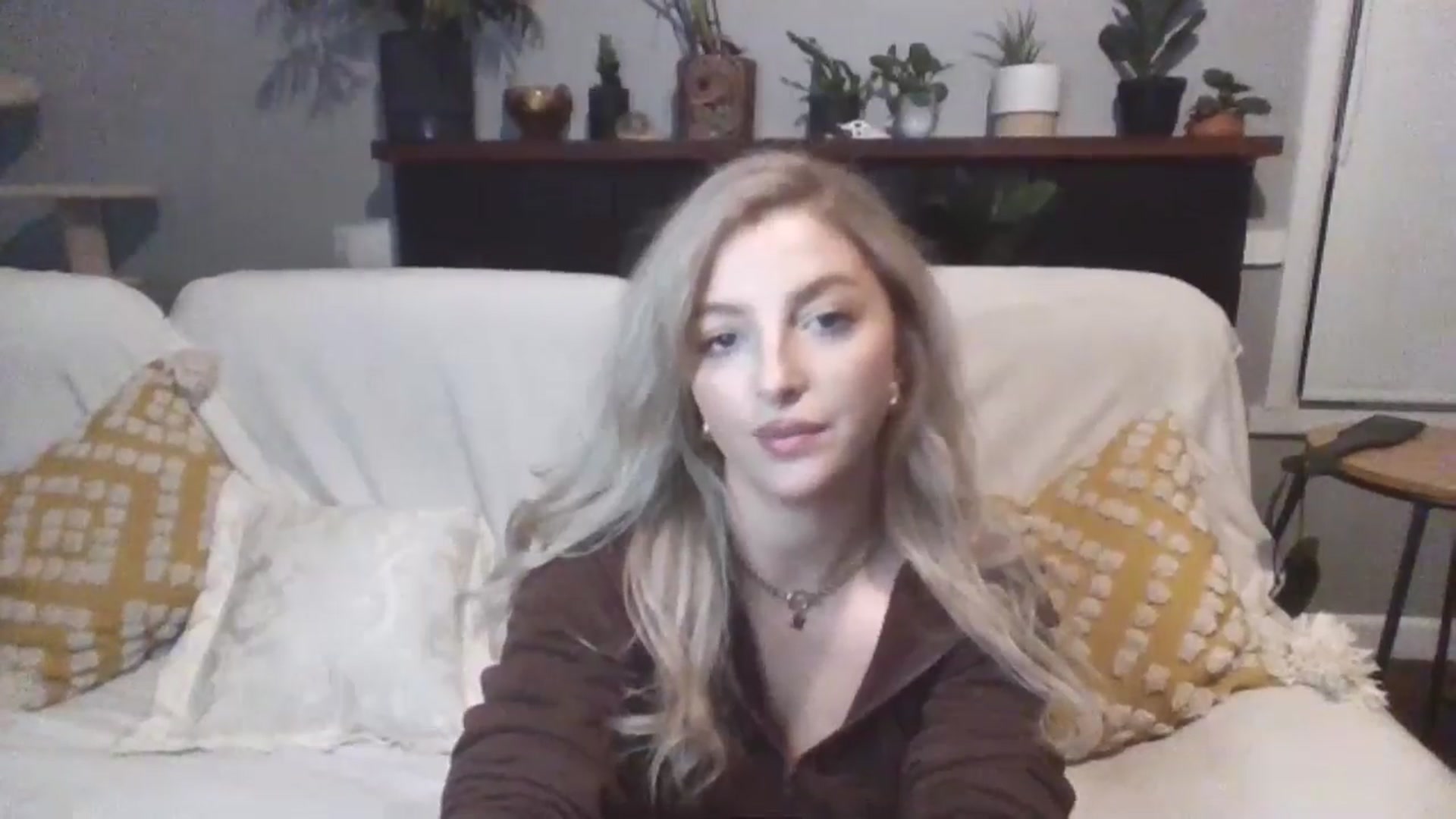 Gallery image thumbnail from GoddessAbbyJo's myfreecams stream on, 05/17/2024, 13:26 image 12 of 20