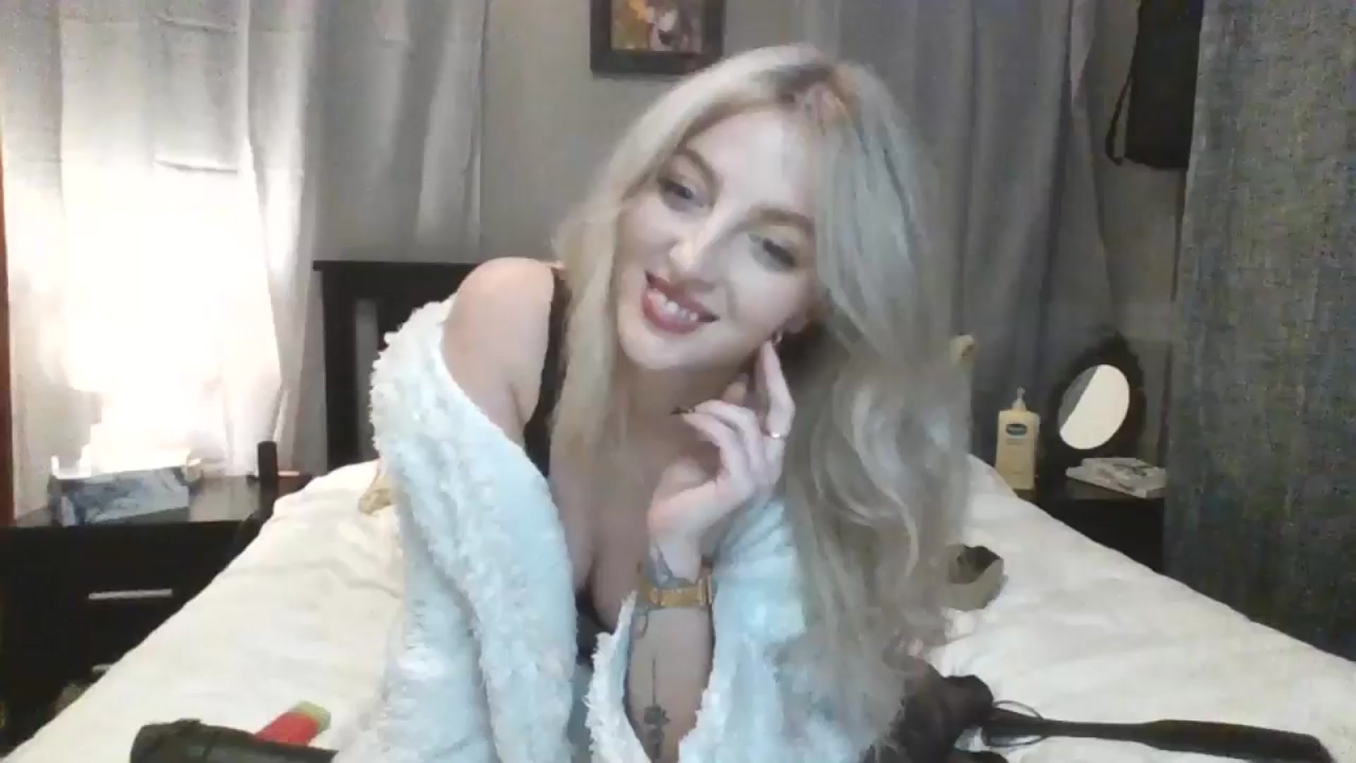 Gallery image thumbnail from GoddessAbbyJo's myfreecams stream on, 05/22/2024, 12:44 image 11 of 20