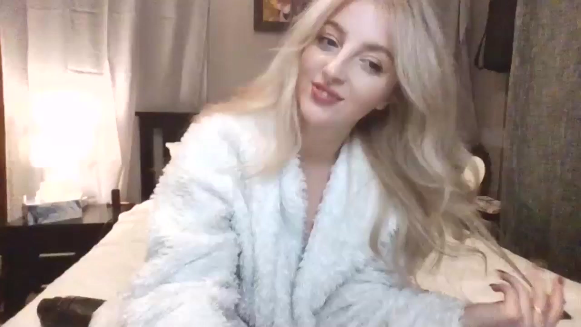 Gallery image thumbnail from GoddessAbbyJo's myfreecams stream on, 05/22/2024, 13:12 image 3 of 20