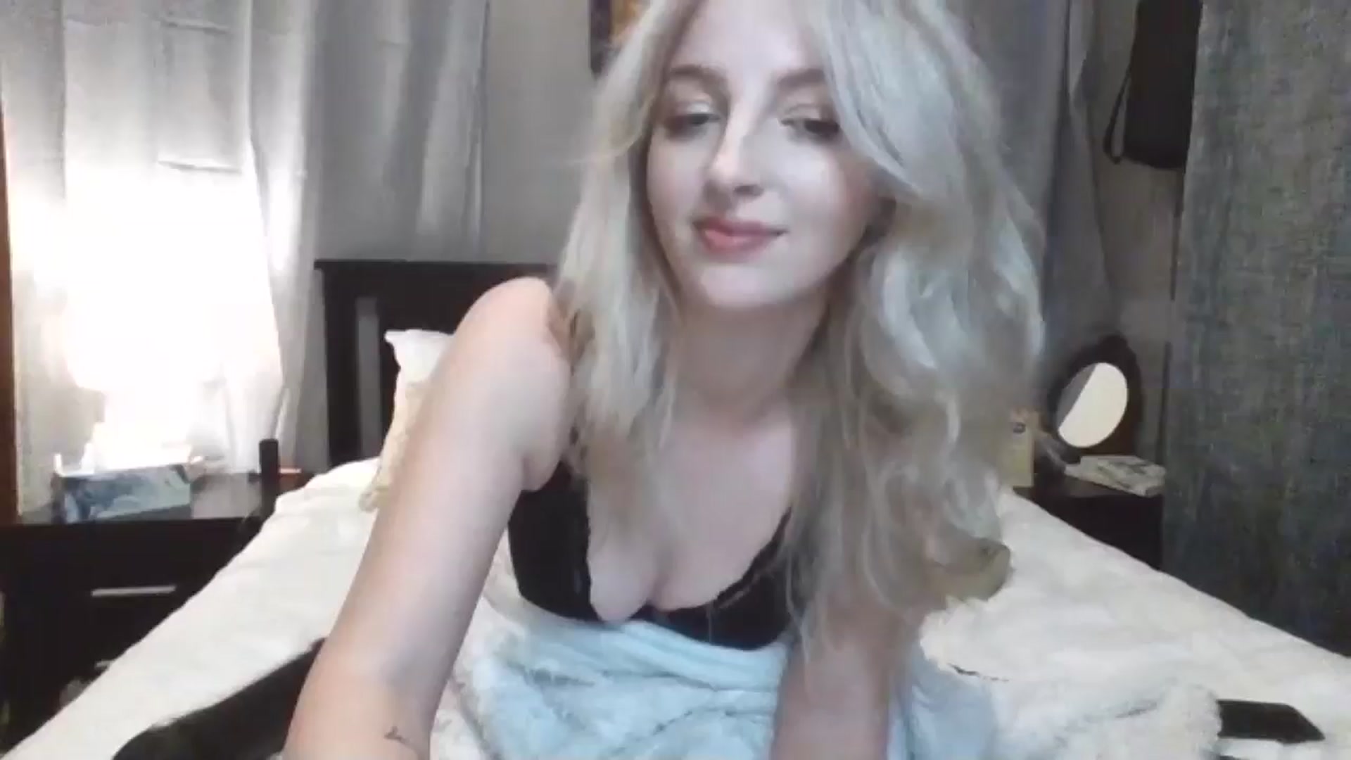 Gallery image thumbnail from GoddessAbbyJo's myfreecams stream on, 05/22/2024, 13:12 image 18 of 20