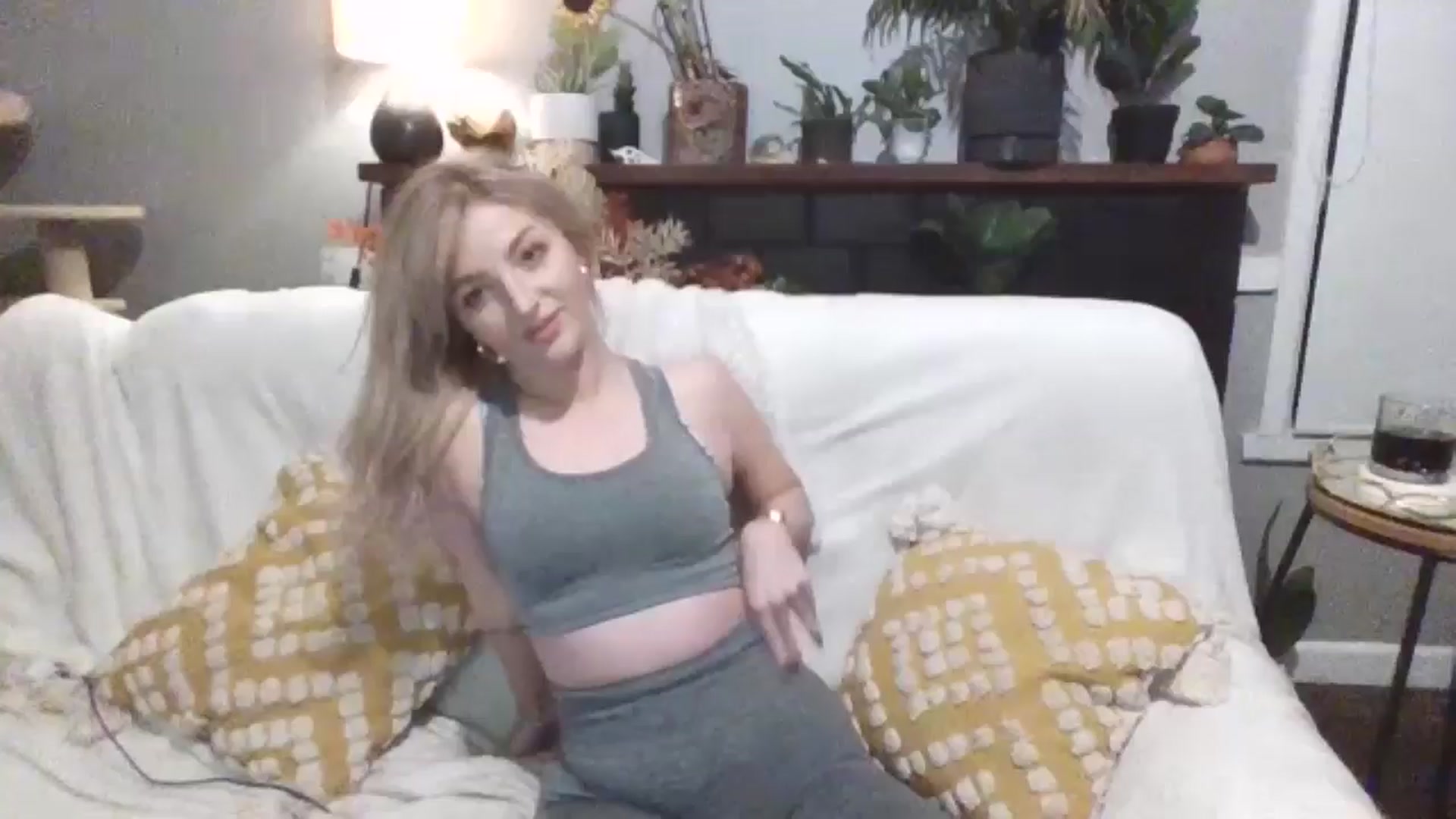 Gallery image thumbnail from GoddessAbbyJo's myfreecams stream on, 05/23/2024, 09:10 image 1 of 20