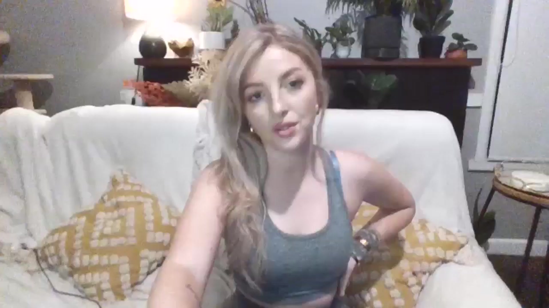 Gallery image thumbnail from GoddessAbbyJo's myfreecams stream on, 05/23/2024, 09:10 image 12 of 20