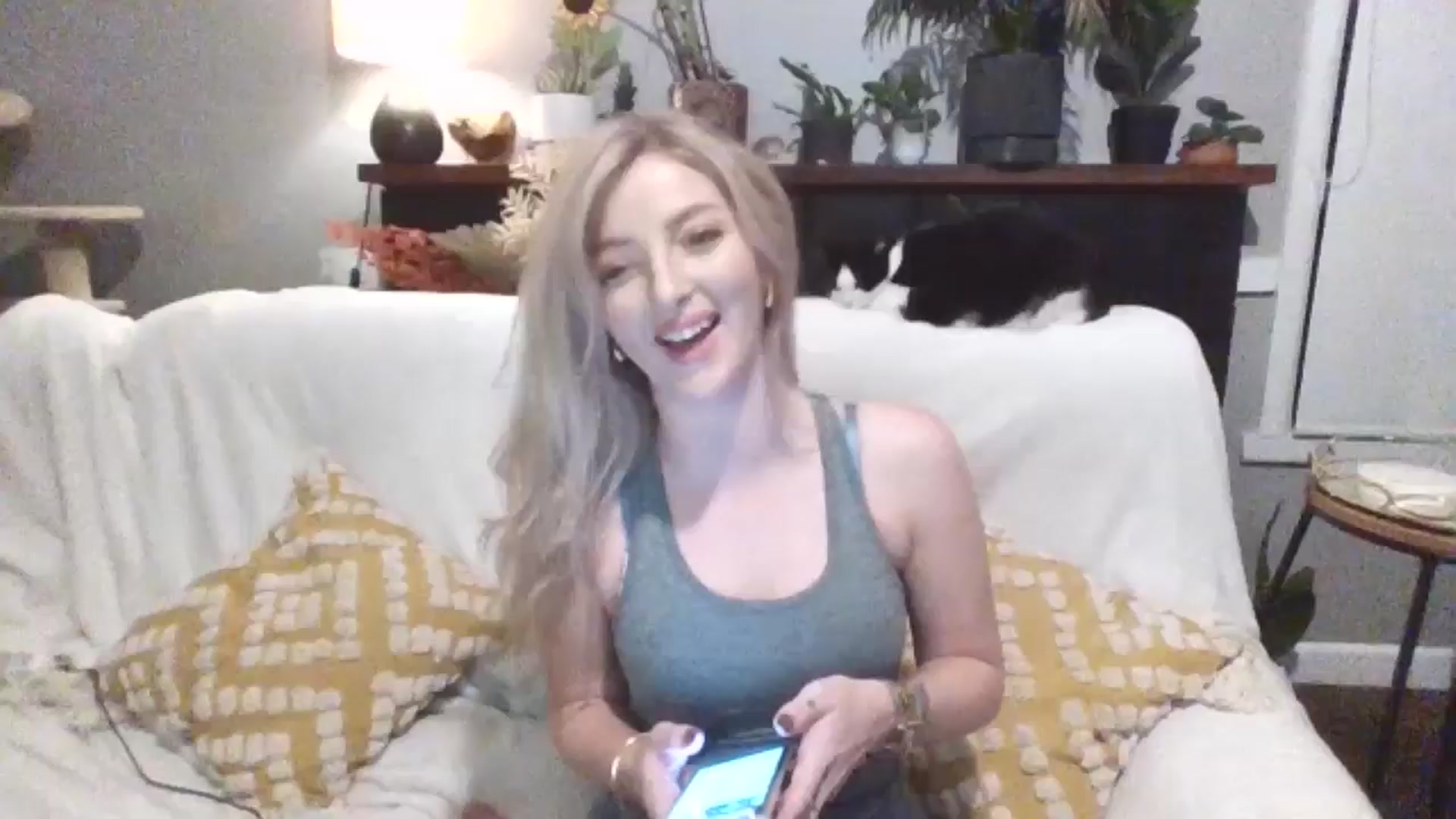 Gallery image thumbnail from GoddessAbbyJo's myfreecams stream on, 05/23/2024, 09:10 image 10 of 20