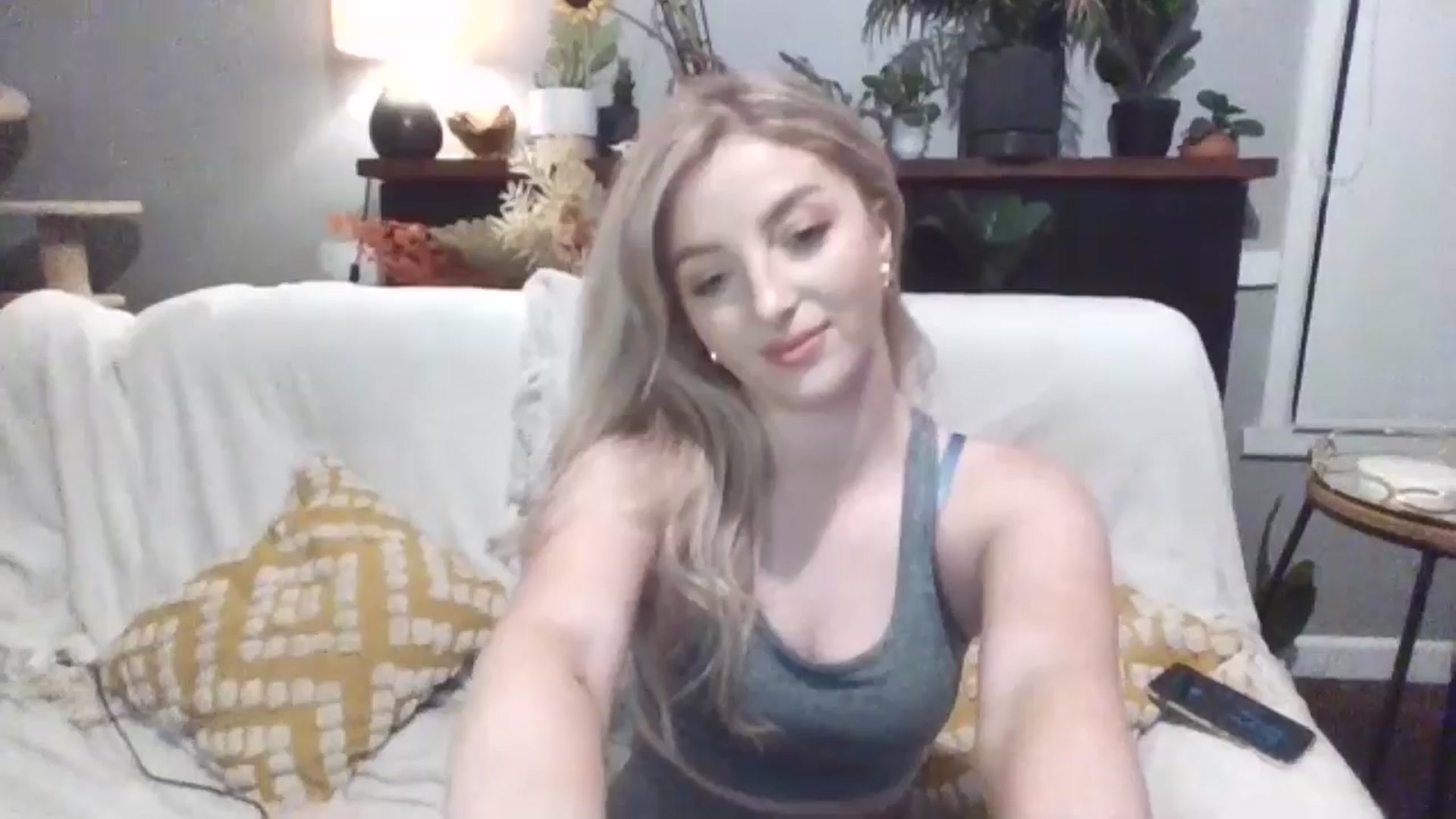Gallery image thumbnail from GoddessAbbyJo's myfreecams stream on, 05/23/2024, 09:10 image 13 of 20
