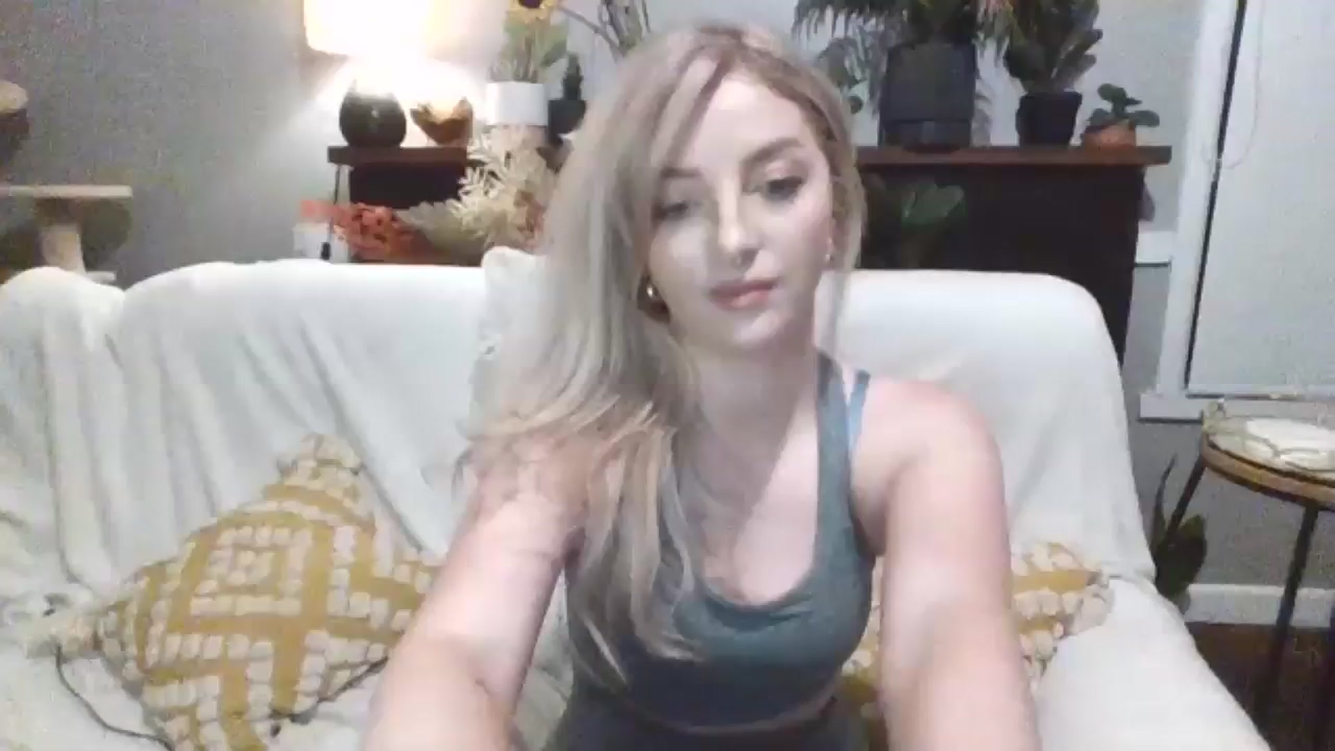 Gallery image thumbnail from GoddessAbbyJo's myfreecams stream on, 05/23/2024, 09:29 image 11 of 20