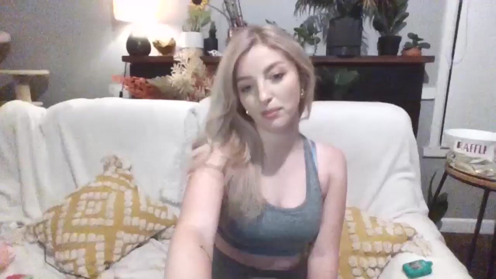 Gallery image thumbnail from GoddessAbbyJo's myfreecams stream on, 05/23/2024, 11:31 image 1 of 20