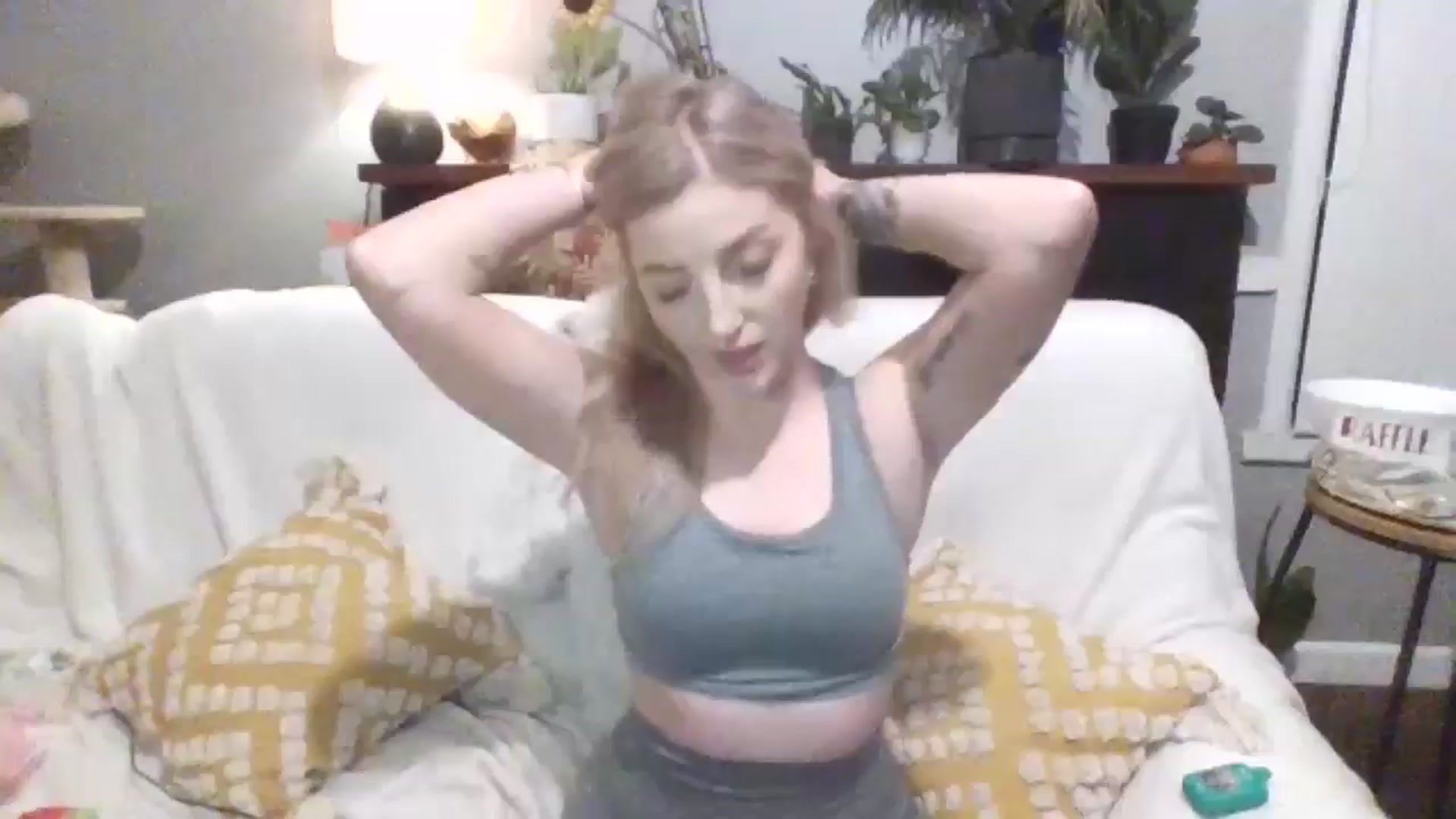 Gallery image thumbnail from GoddessAbbyJo's myfreecams stream on, 05/23/2024, 11:31 image 2 of 20