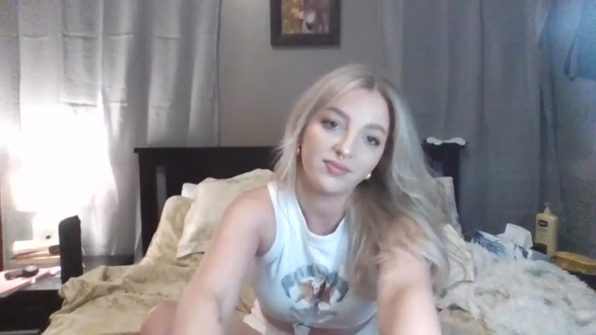 Gallery image thumbnail from GoddessAbbyJo's myfreecams stream on, 05/31/2024, 12:59 image 1 of 20